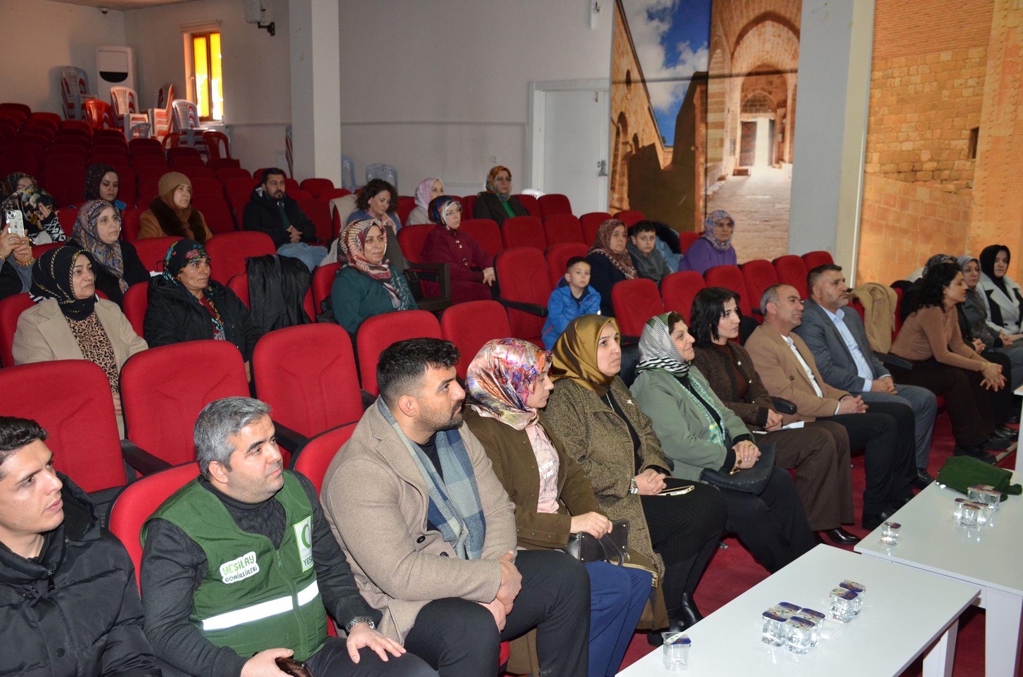 Afşin’de Bağımlılıkla Mücadele Semineri Düzenlendi (10)-1