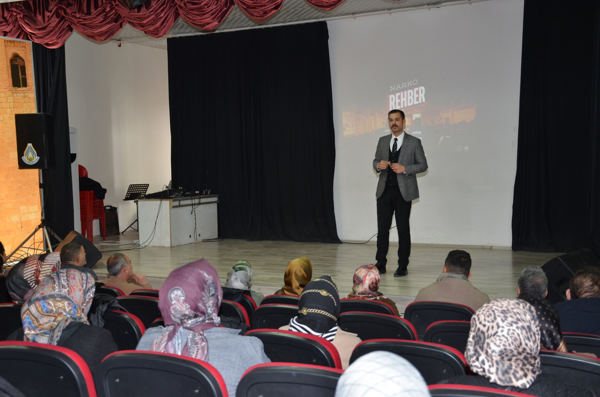 Afşin’de Bağımlılıkla Mücadele Semineri Düzenlendi (5)-1