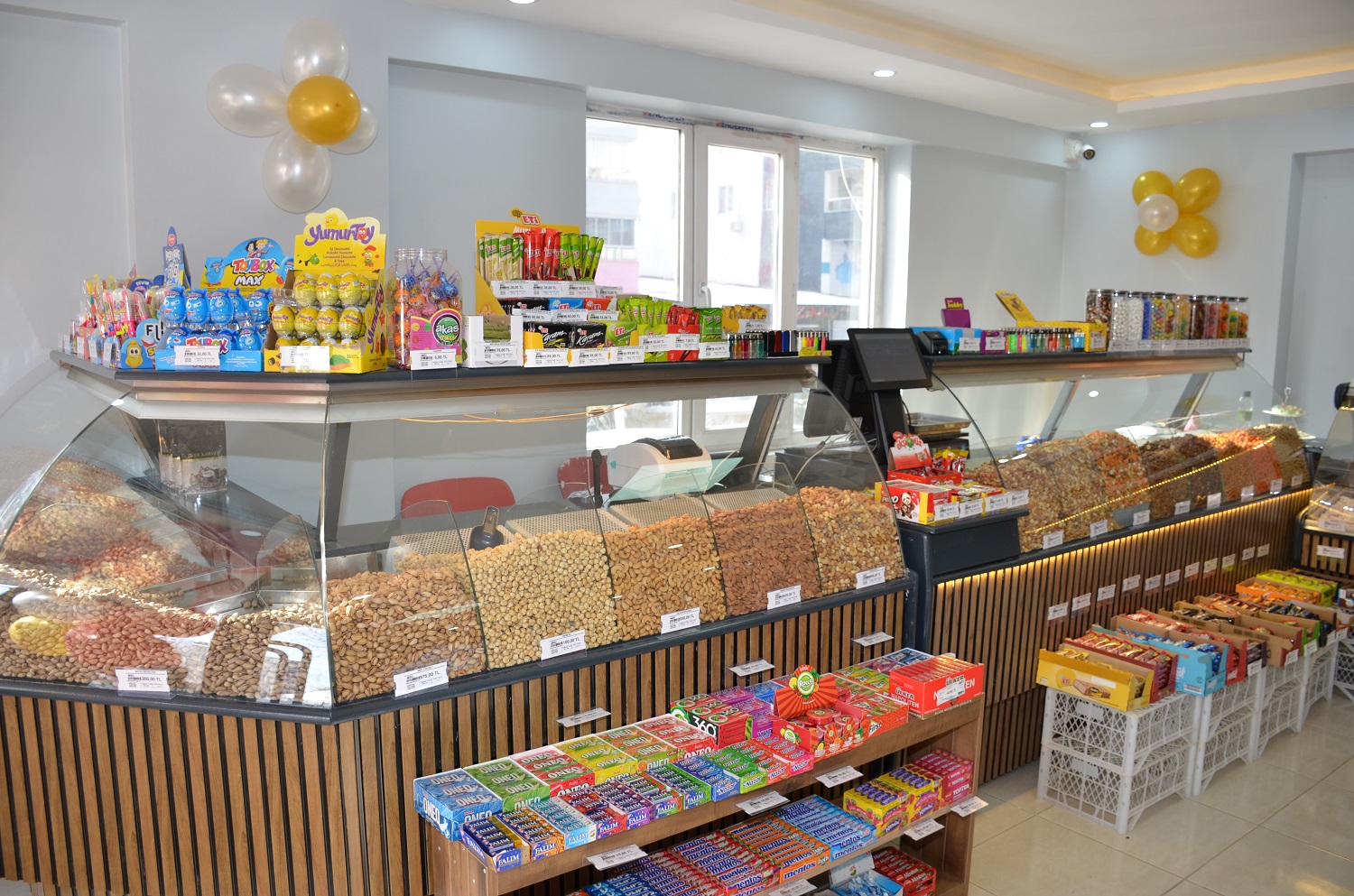 Afşin’de Güzelyurt Kuruyemiş Ve Şarküteri Hizmete Açıldı (11)