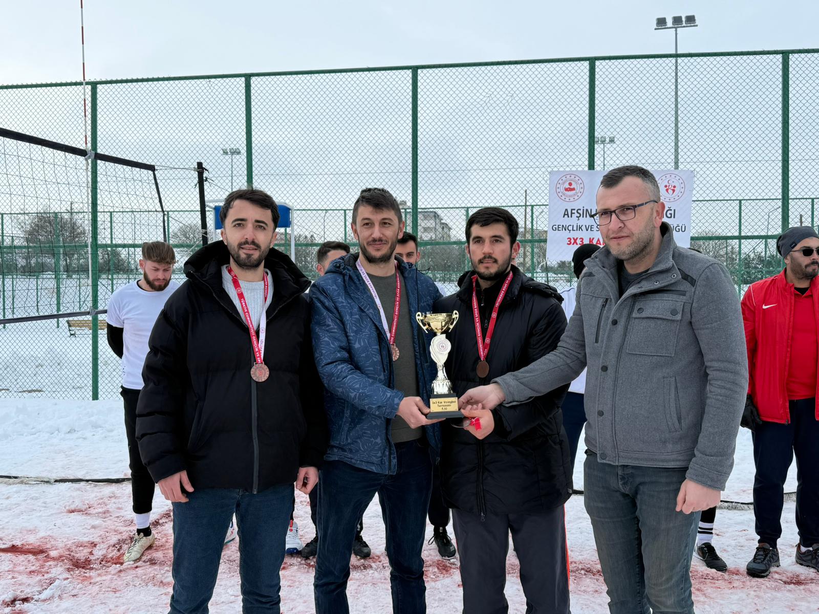 Afşin’de İlk Kez Kar Voleybolu Turnuvası Düzenlendi5