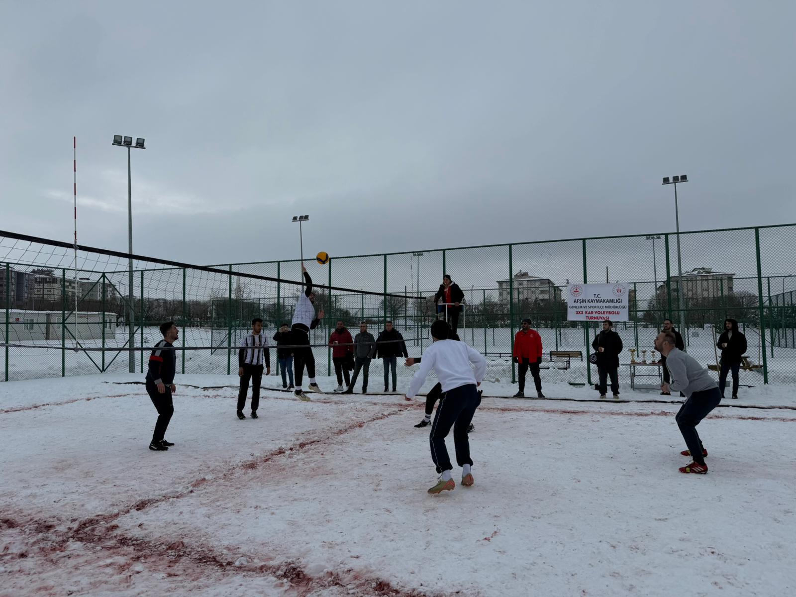 Afşin’de İlk Kez Kar Voleybolu Turnuvası Düzenlendi7
