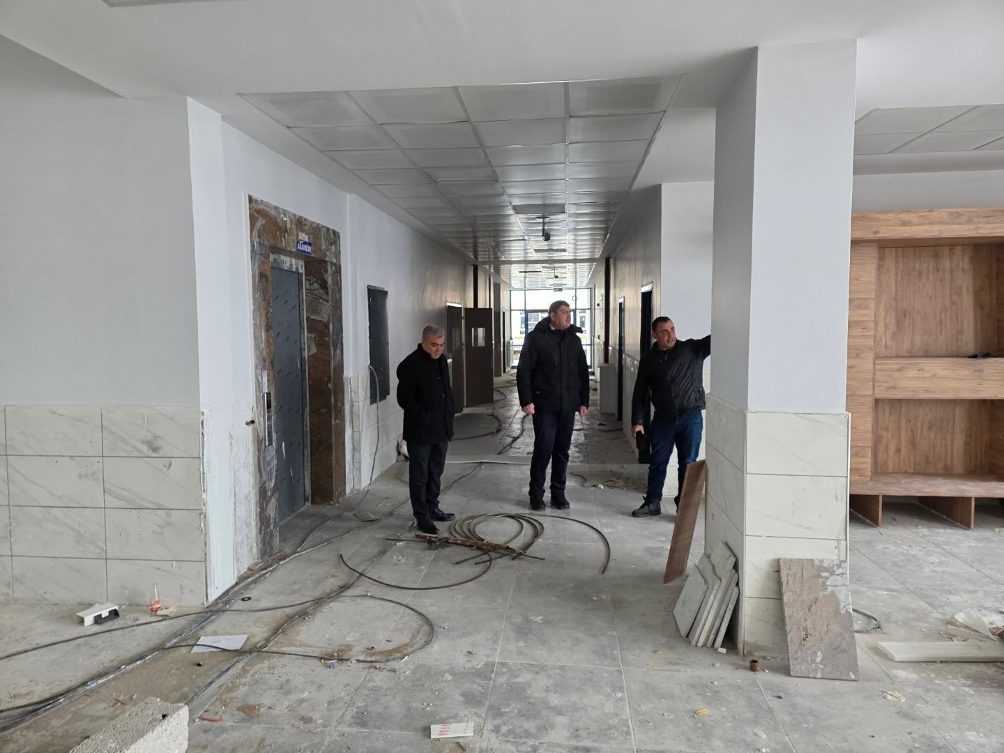 Afşin’de Toki̇ Konutları Bölgesindeki Okul İnşaatlarında İnceleme1