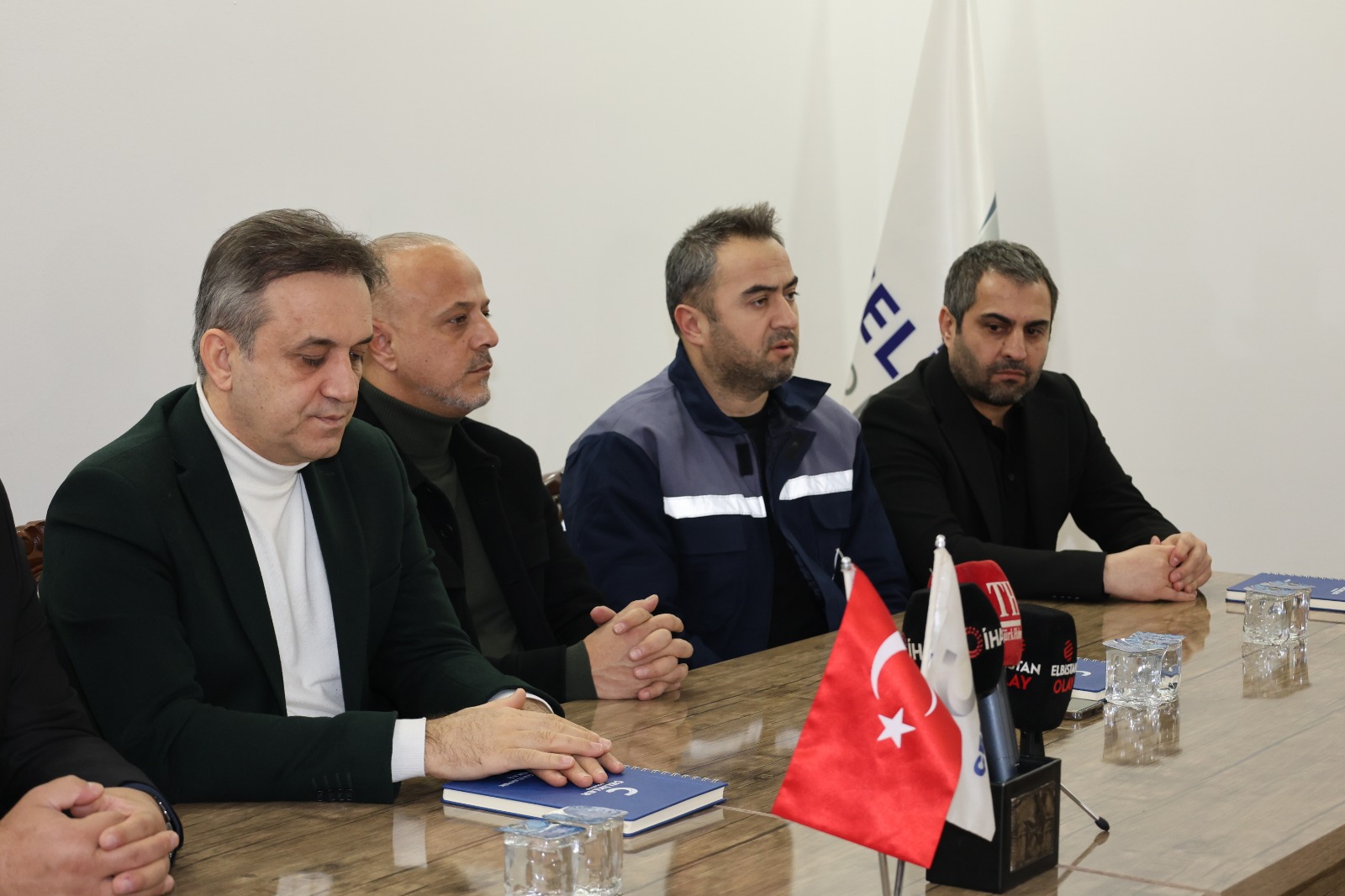 Ak Parti Heyeti, A Termik Santralinde Açıklamalarda Bulundu (3)