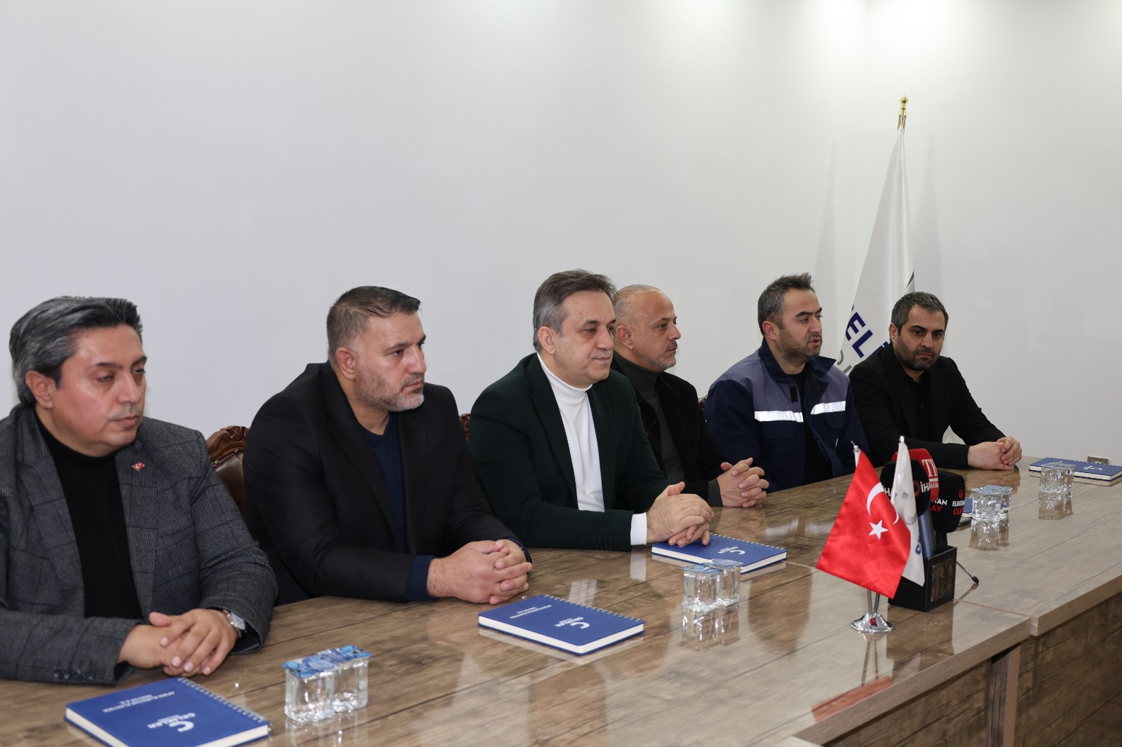 Ak Parti Heyeti, A Termik Santralinde Açıklamalarda Bulundu (4)