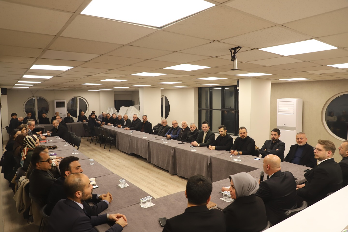 Ak Parti İl Yönetim Kurulu Toplantısı Gerçekleştirdi1