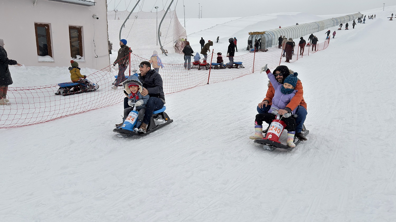 Akdeniz’in Kayak Merkezi Yedikuyular’a Yoğun İlgi (1)