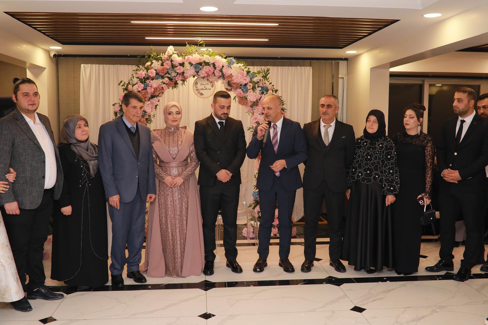 Başkan Kıraç, Belediye Personelinin Nişan Törenine Katıldı (2)