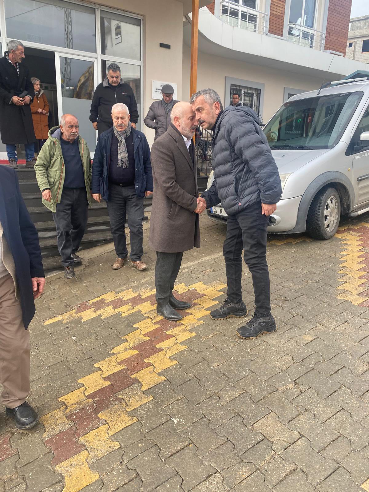 Chp’li Ali Öztunç Andırın’da Cenazeye Katıldı, Vatandaşlarla Buluştu1