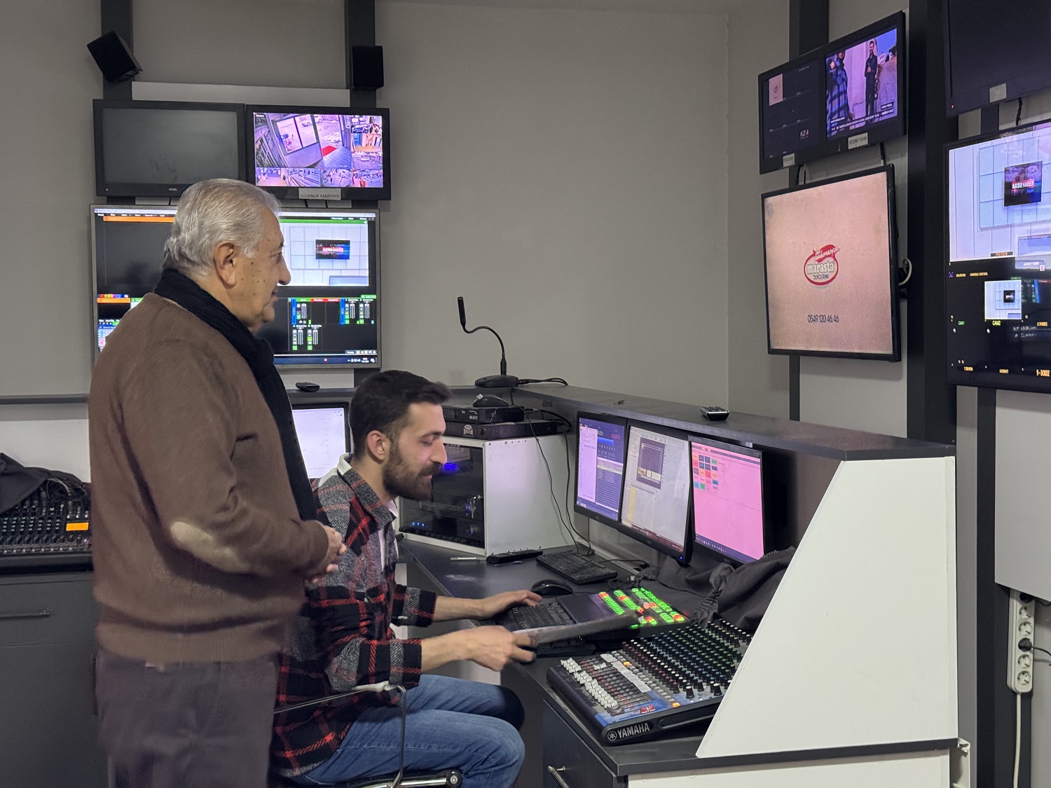 Depremzede Gazeteci 10 Ocak'ı Buruk Kutluyor (1)