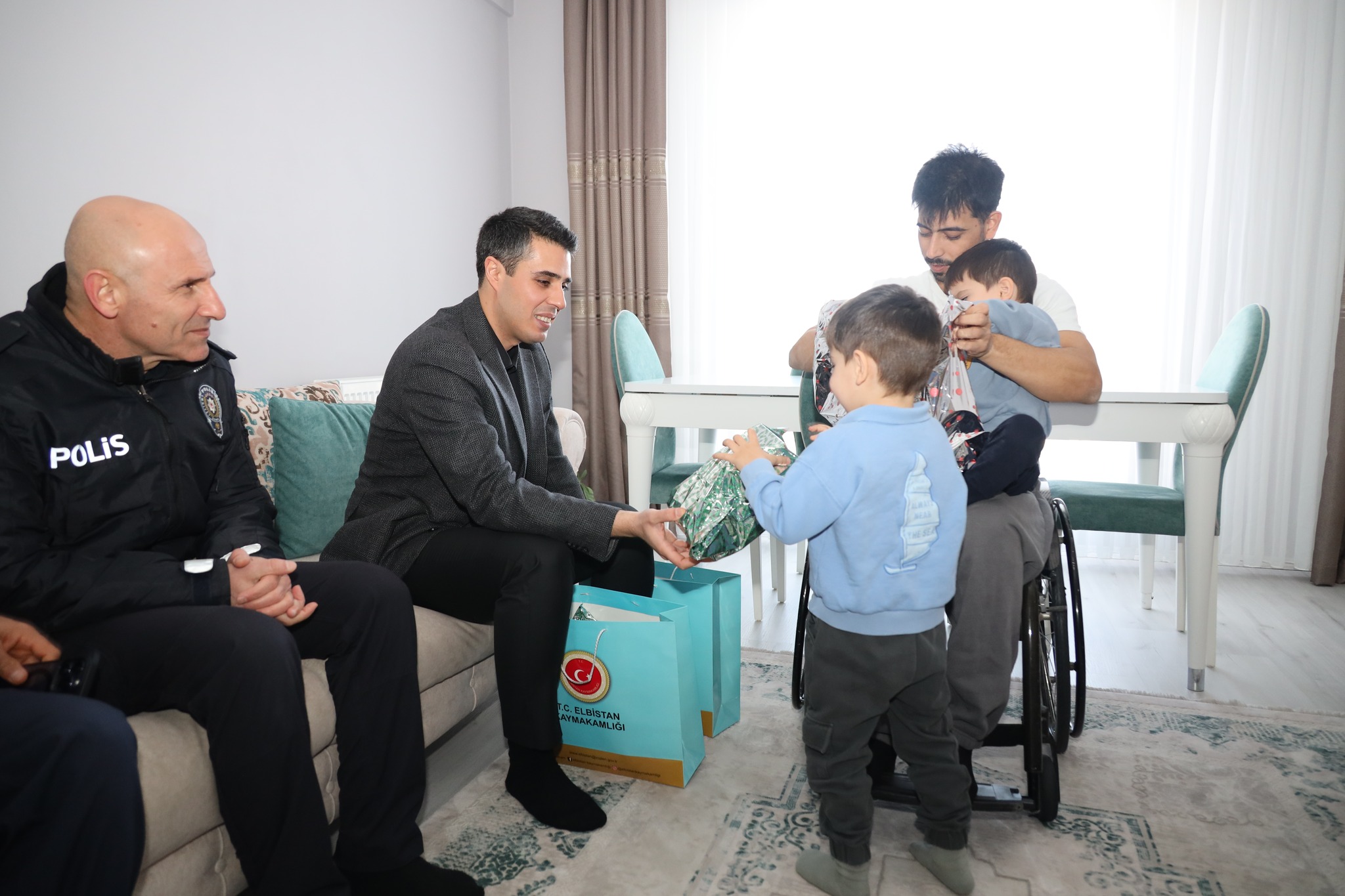 Elbistan Kaymakamı Demirel’den Kahraman Gaziye Ziyaret4