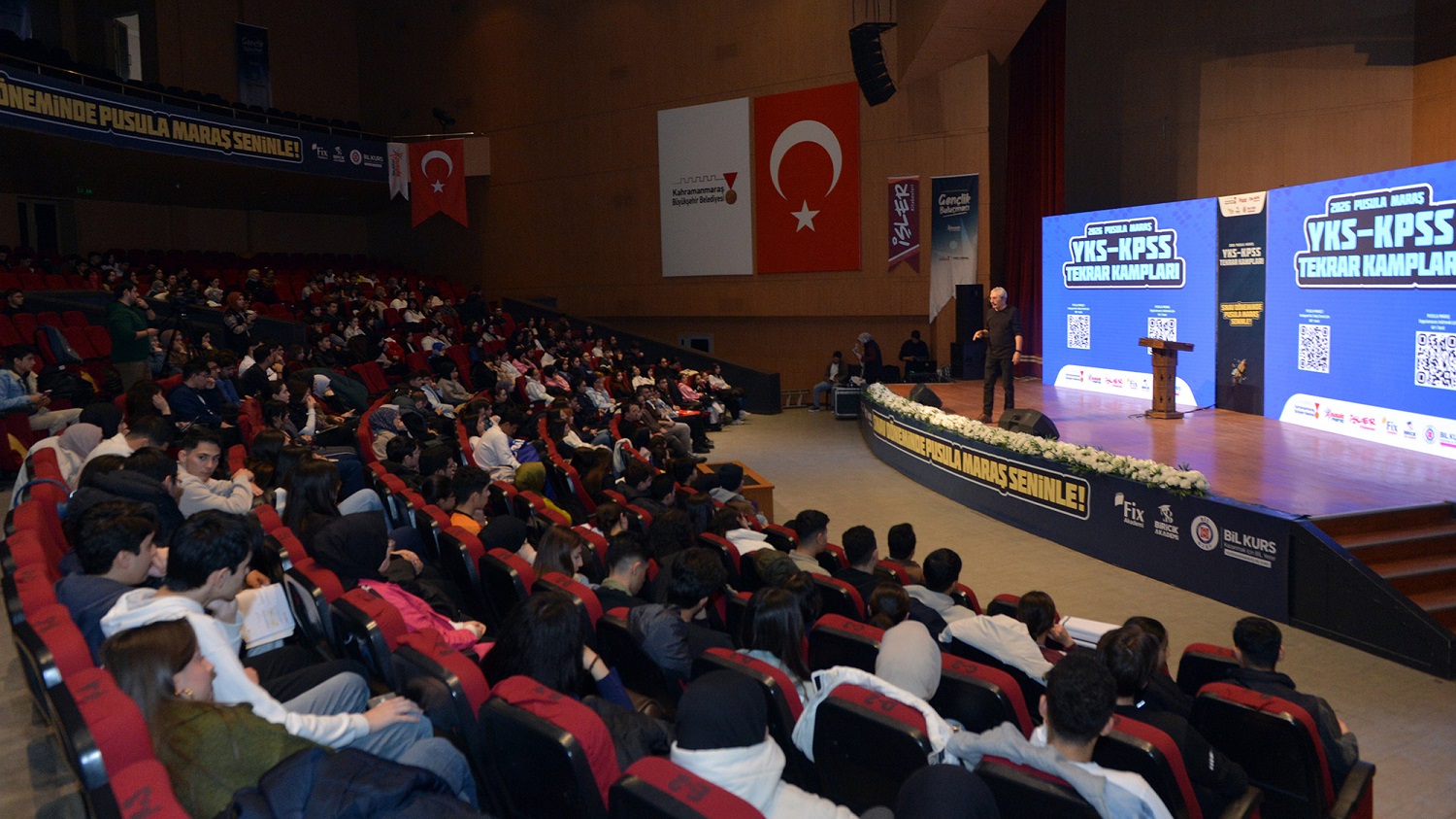 Gençler Yks Kampı’nda Hız Kazandı; Fizik Ve Kimyada Altın Taktikler (3)