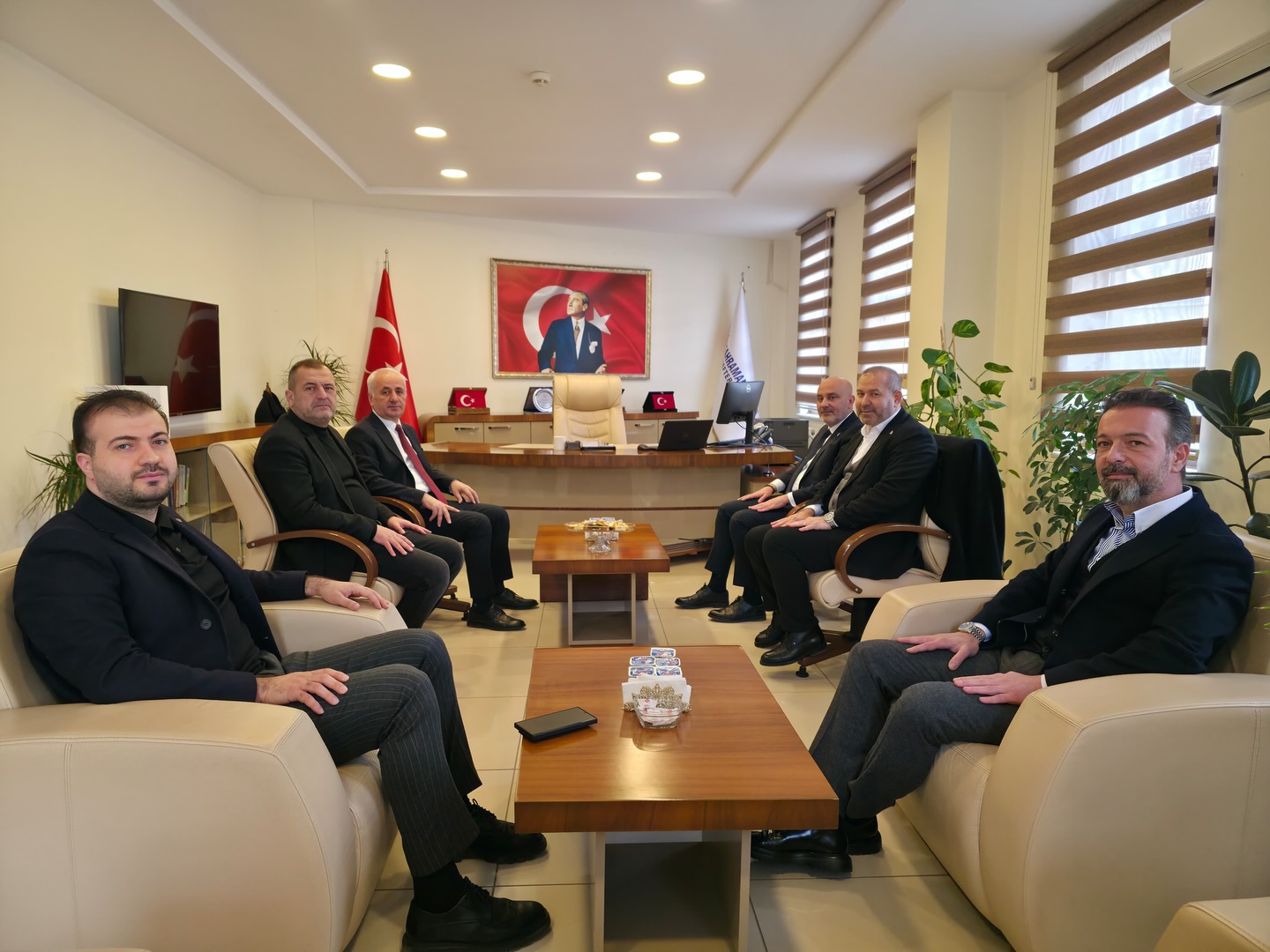 İl Başkanı Gül’den İl Defterdarı Erol’a Ziyaret1