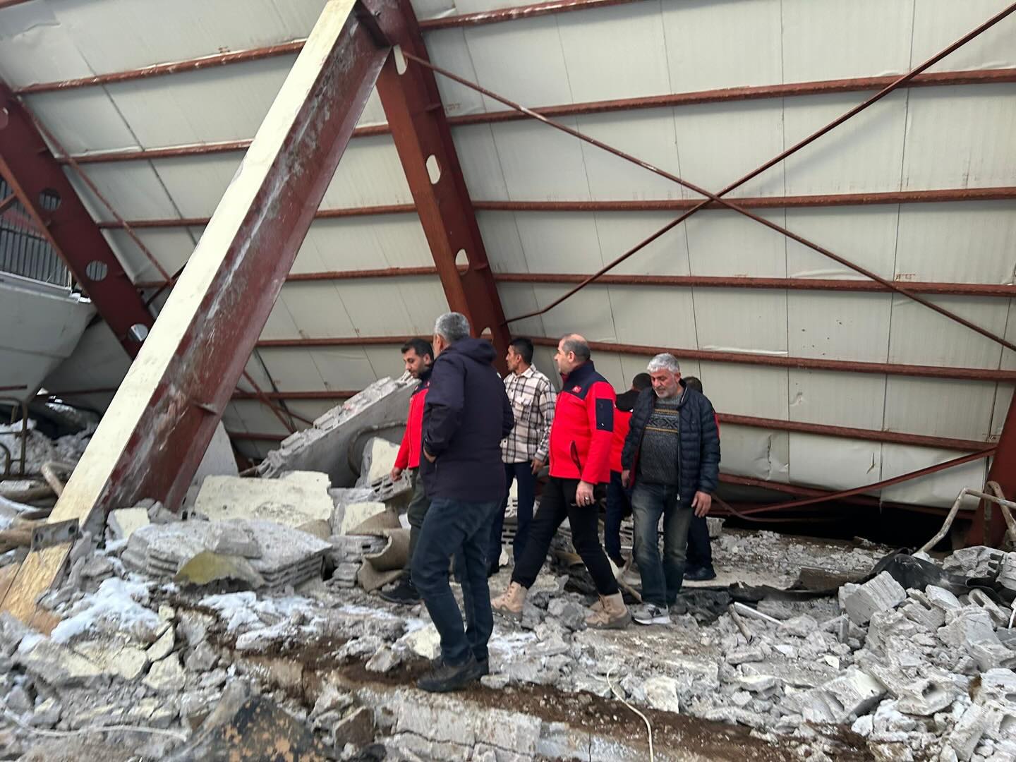 İl Tarım Ve Orman Müdürü Bilir’den Göksun’daki Üreticilere Geçmiş Olsun Ziyareti1