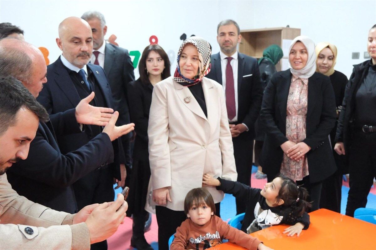 Kahramanmaraş'ta 'Bizim Aile Çocuk Bakımevi' Açıldı (2)