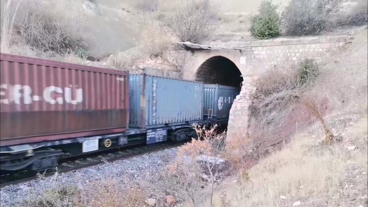 Kahramanmaraş’ta Demiryolu Hattı Yeniden Hizmete Açıldı1