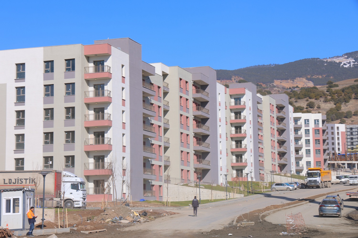 Kahramanmaraş’ta Yerinde Dönüşümle Yüzlerce Konut İnşa Ediliyor (1)