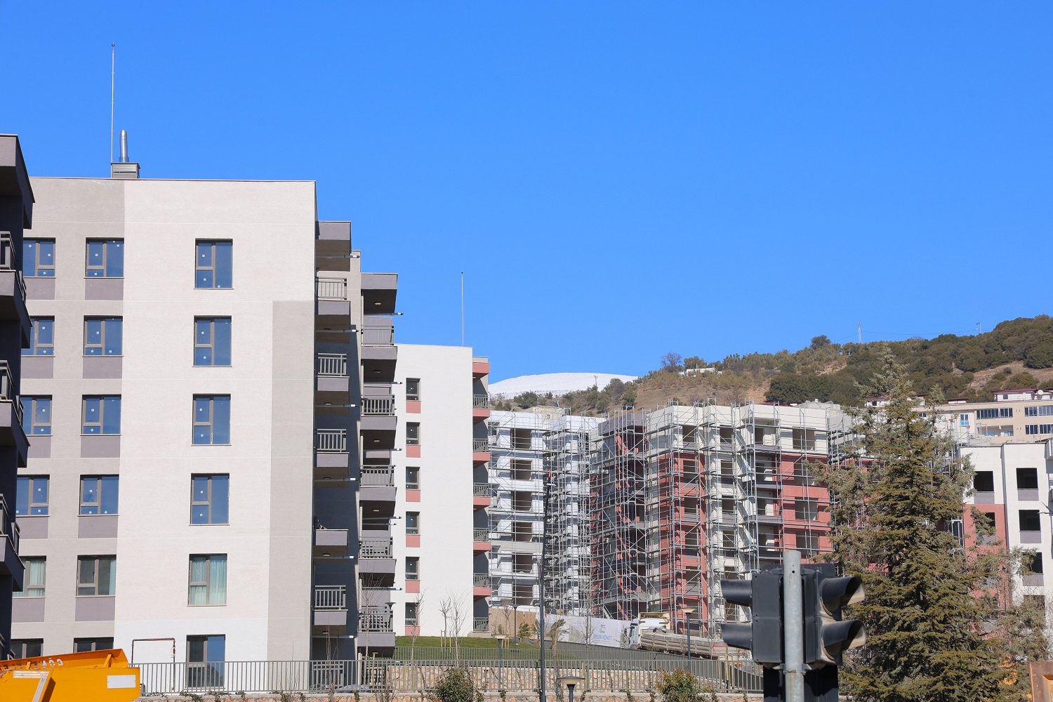 Kahramanmaraş’ta Yerinde Dönüşümle Yüzlerce Konut İnşa Ediliyor (4)