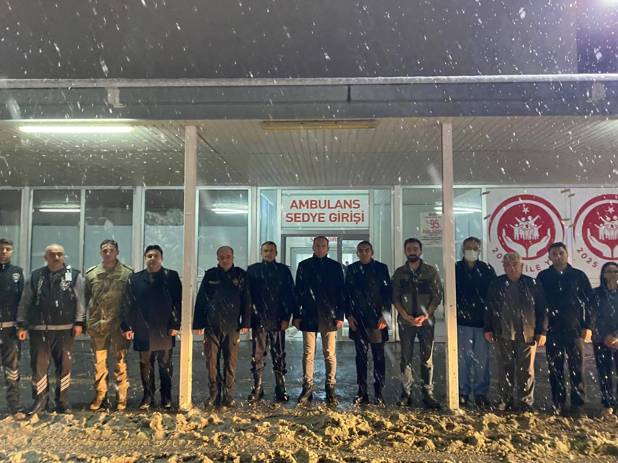 Kaymakam Sarıdoğan Yeni Yıla Görev Başındaki Personelle Birlikte Girdi