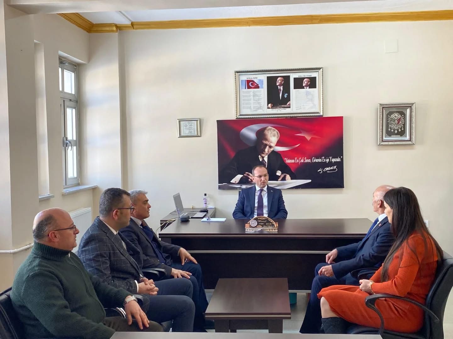 Kaymakam Sarıdoğan’dan Aşık Mahzuni Şerif Ortaokulu’na Ziyaret2