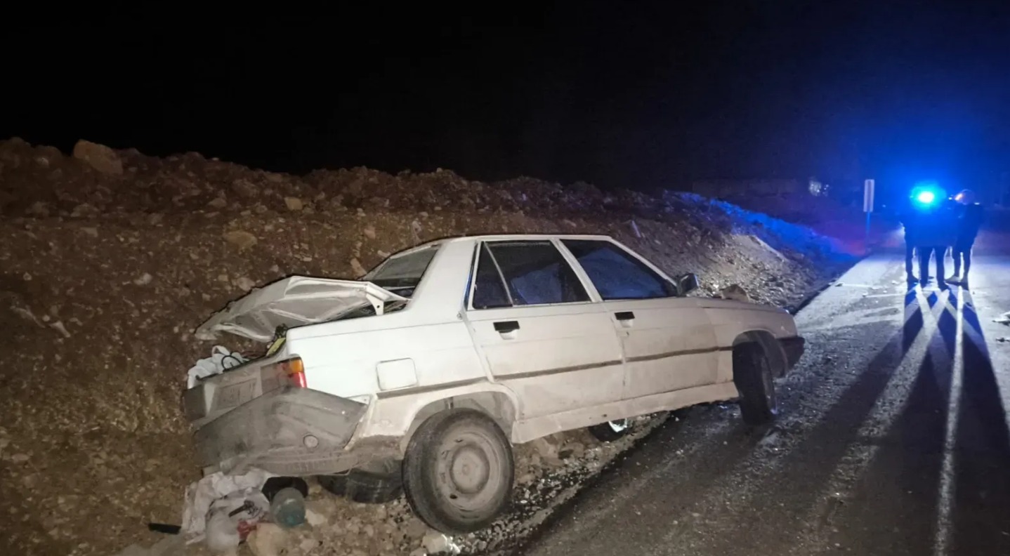 Kontrolden Çıkan Otomobil Şarampole Savruldu