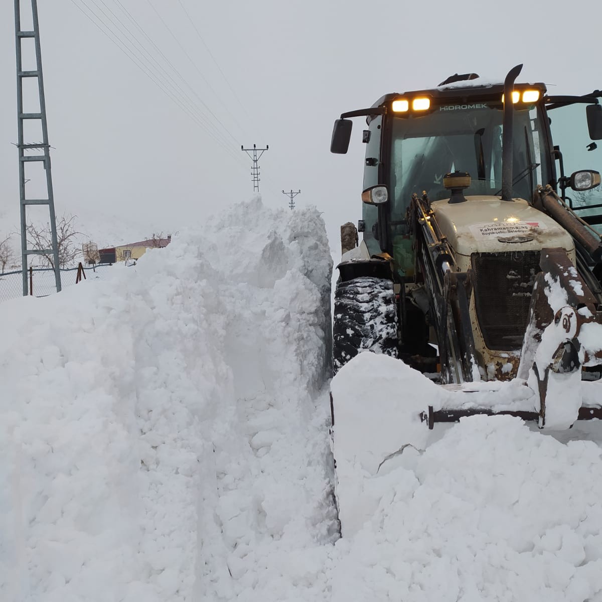 Şehir Merkezinden Kırsala Karla Kesintisiz Mücadele (1)
