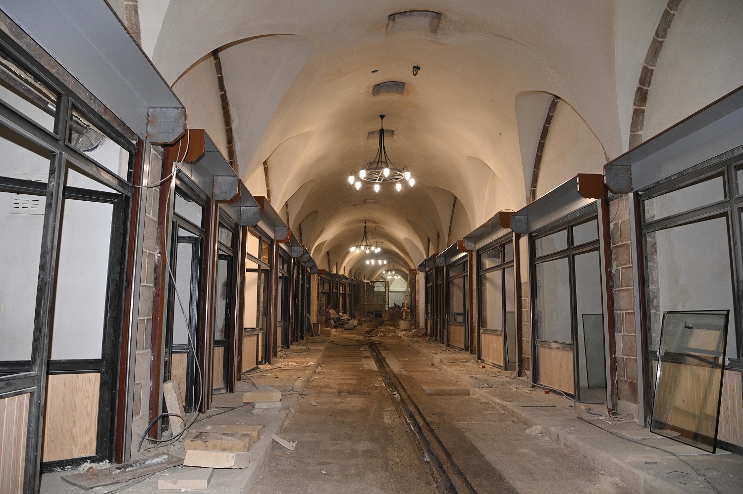 Tarihi Kapalı Çarşının Restorasyonu Tamamlanıyor (3)