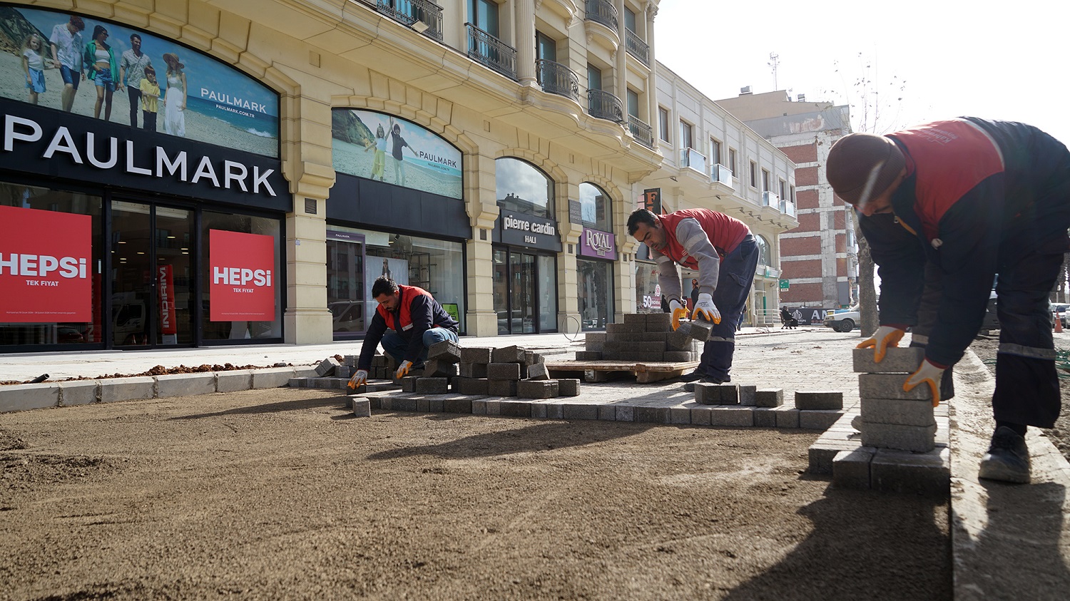 Trabzon Bulvarı’nda Altyapısı Tamamlanan Kısımlarda Üstyapıya Başlandı (2)
