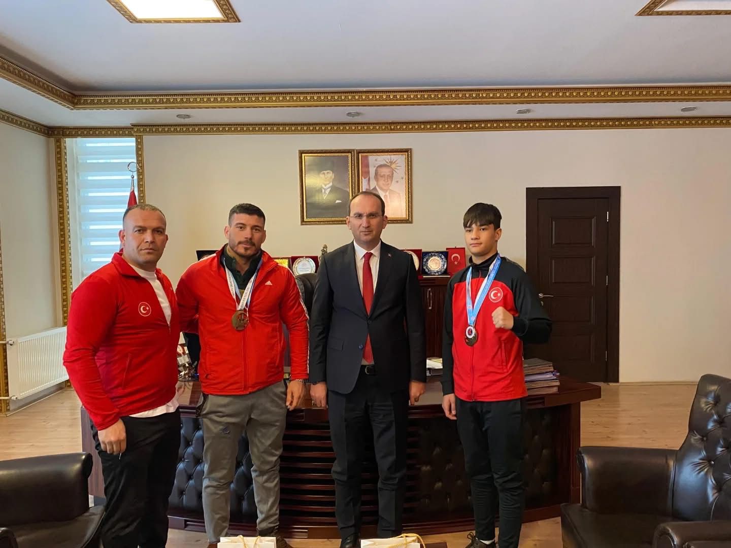 Türkiye Şampiyonu Kaya’dan Kaymakam Sarıdoğan’a Ziyaret1