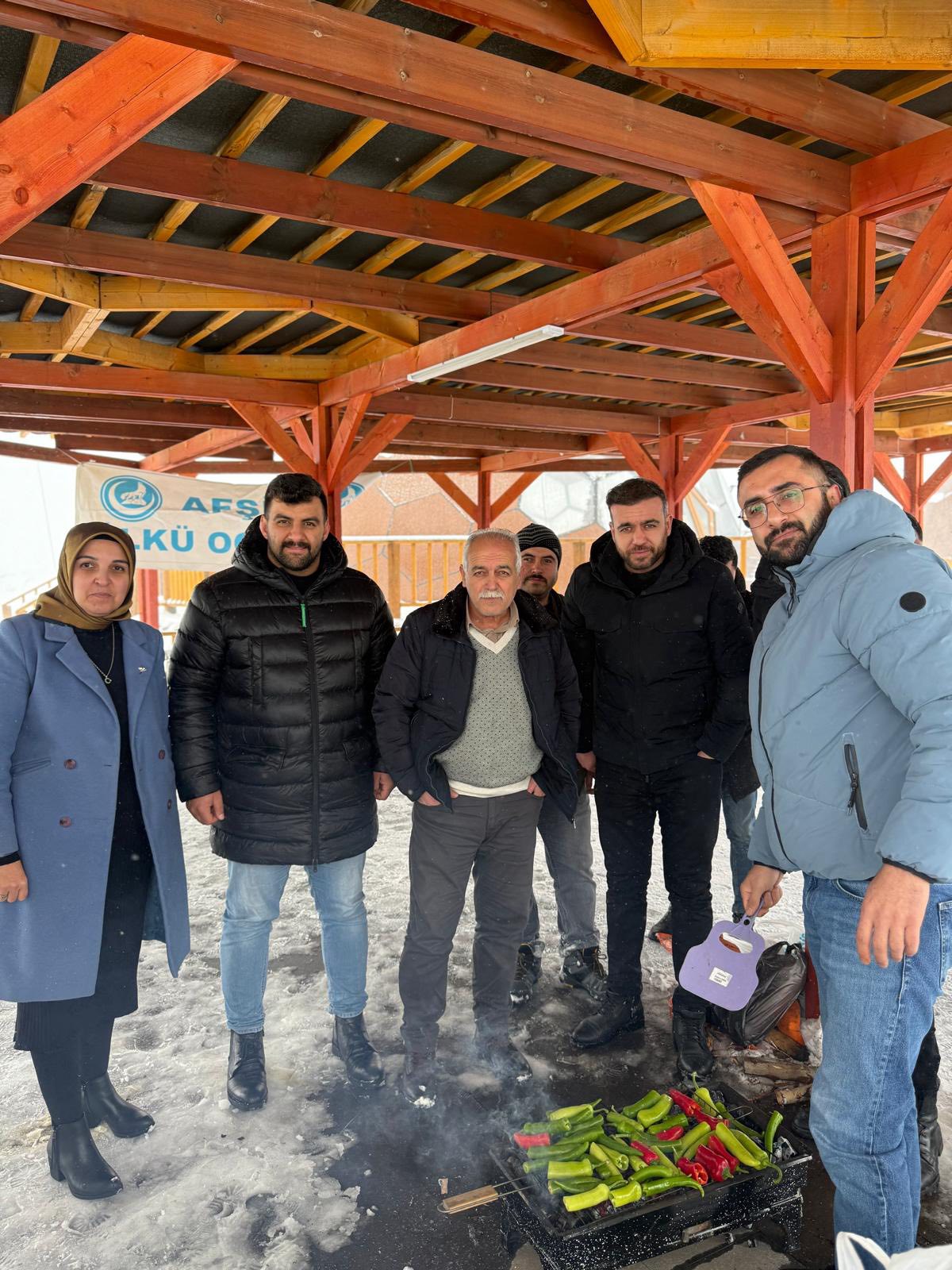 Ülkü Ocakları’ndan Gençlerle Birlik Ve Beraberlik Etkinliği