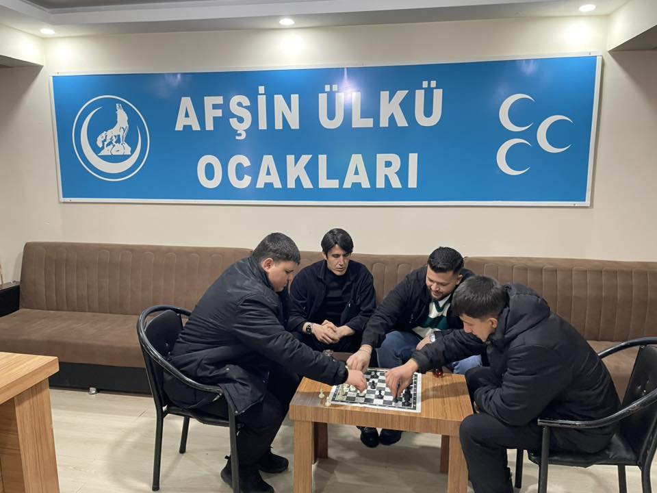 Ülkü Ocaklarından Ortaöğretim Öğrencilerine Yönelik Gelişim Programı 4