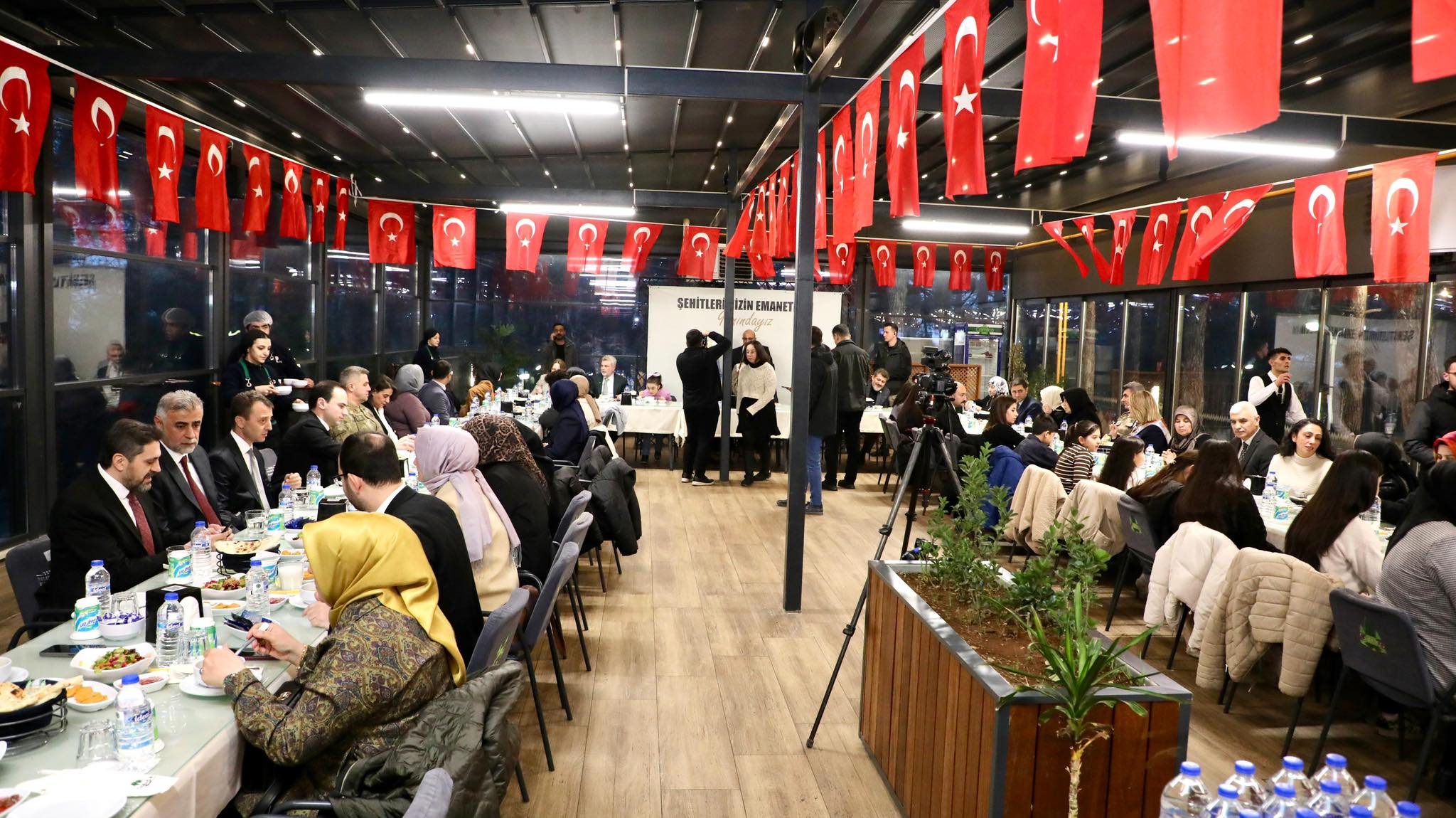 Vali Ünlüer, Şehit Çocukları Doğum Günü Programında Çocuklarla Buluştu