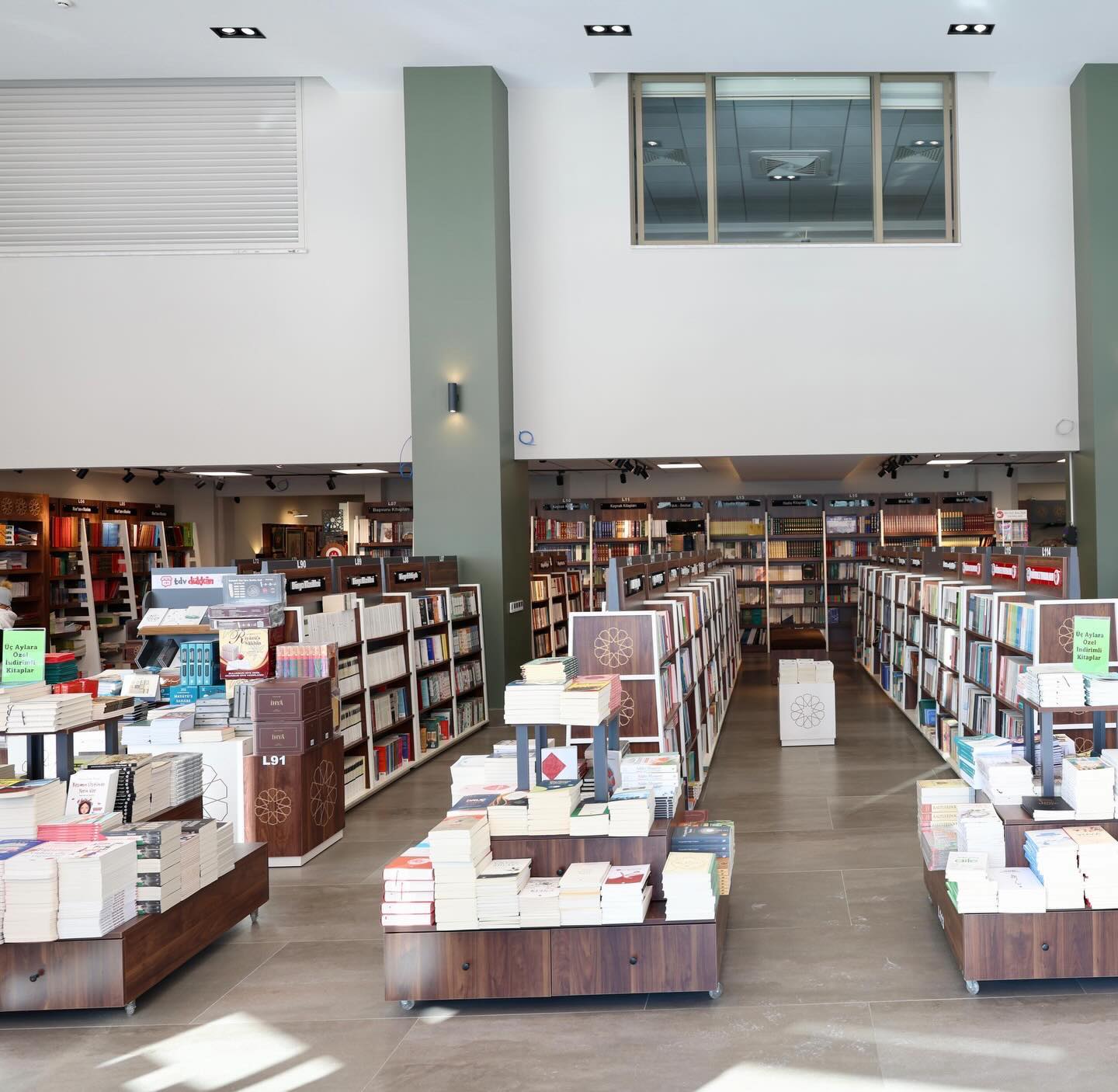 Vali Ünlüer Ve Başkan Görgel’den Kitabevi’ne Ziyaret2