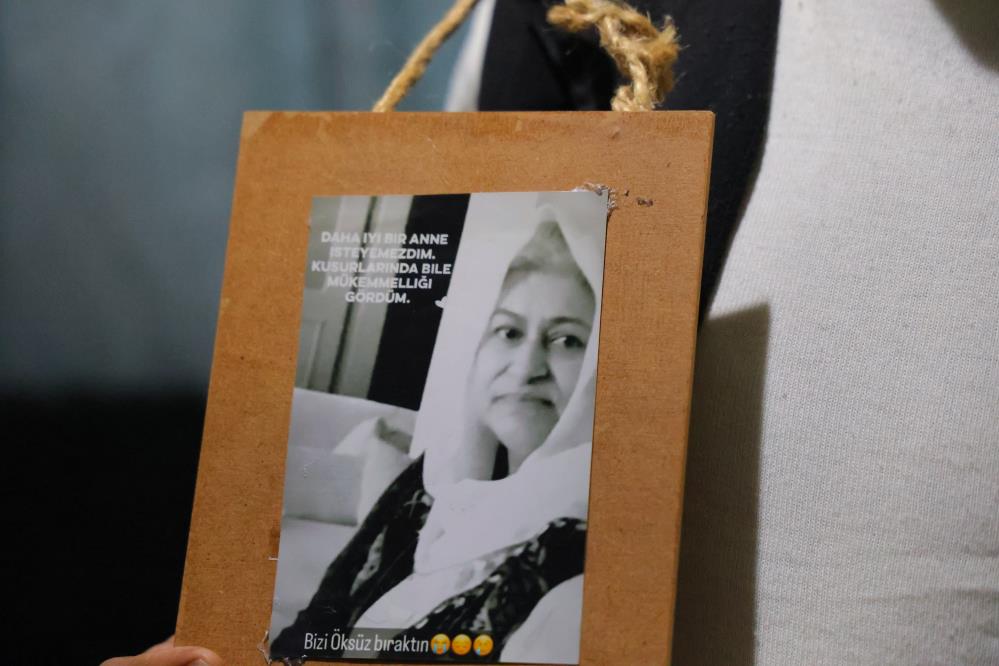 Yarım Asırlık Birlikteliği Deprem Bitirdi, Eşini Ve Torununu Unutamadı 2