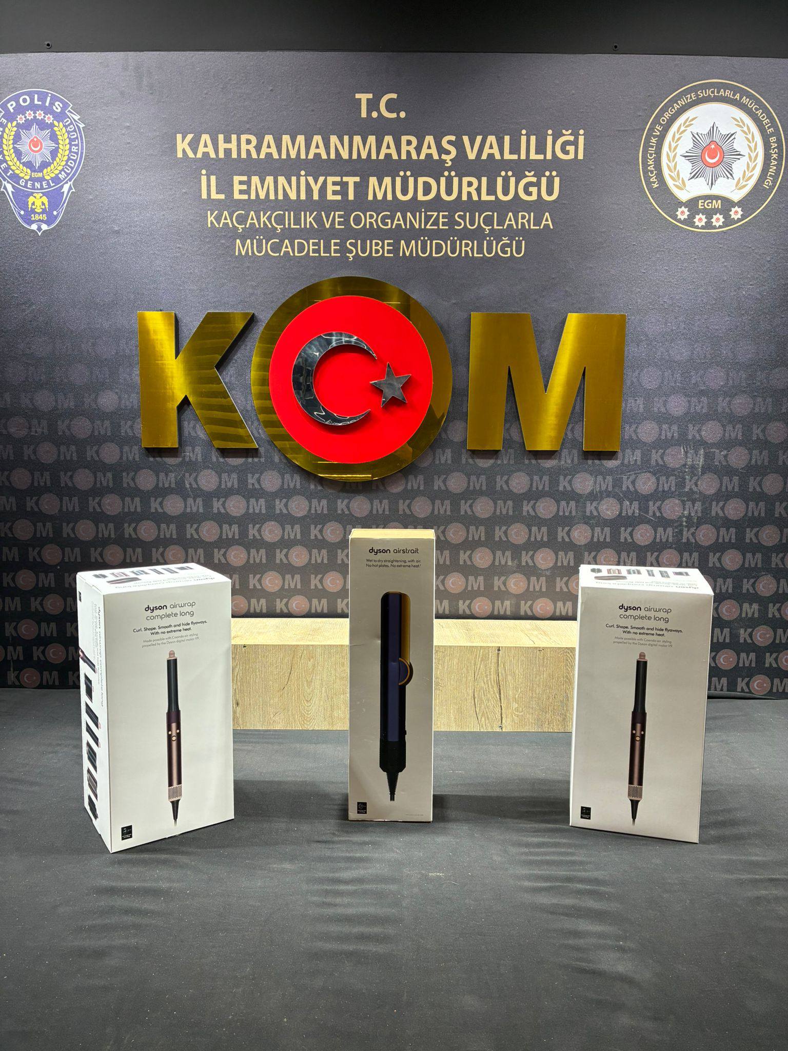 1460 Paket Kaçak Sigara Ele Geçirildi, 4 Kişi Tutuklandı3