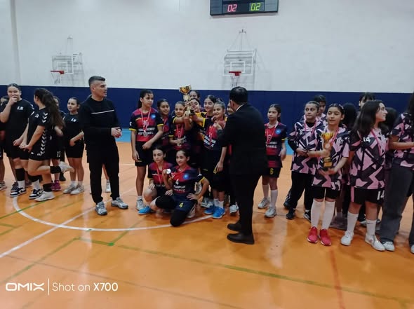 635107988 18194733766342651 529488991981368217 N