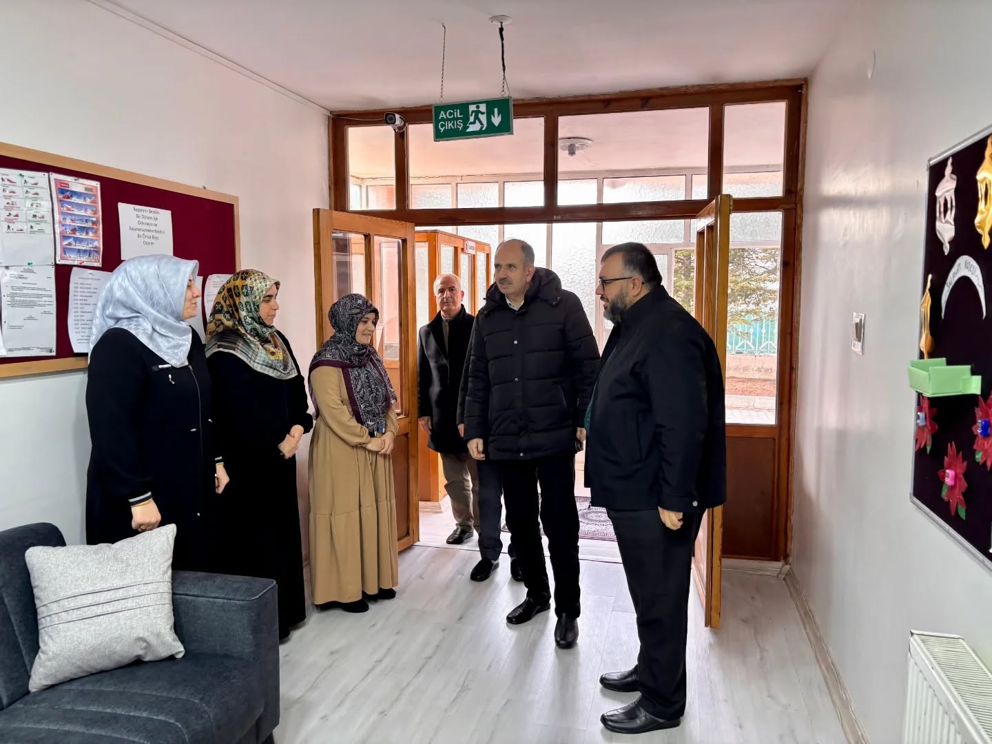 640313436 17922347064252945 6079141106833257201 N