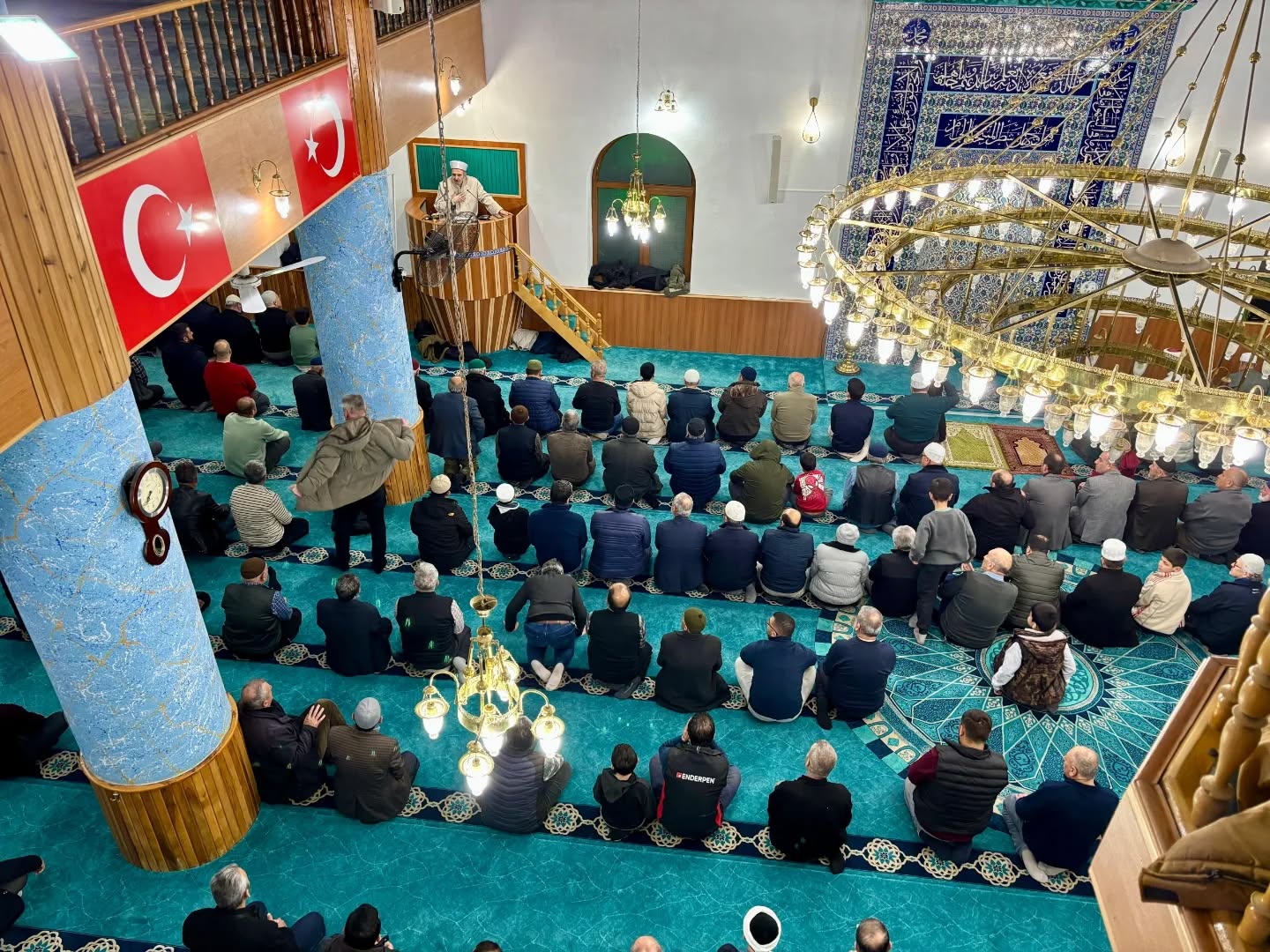 640499368 17922347169252945 4792020841207766430 N