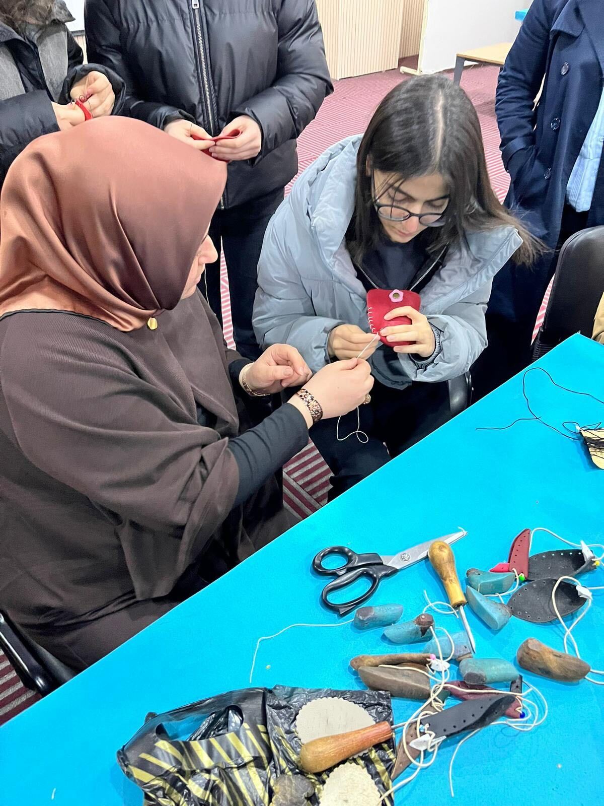 641741529 18195679588342651 8583744823055917490 N