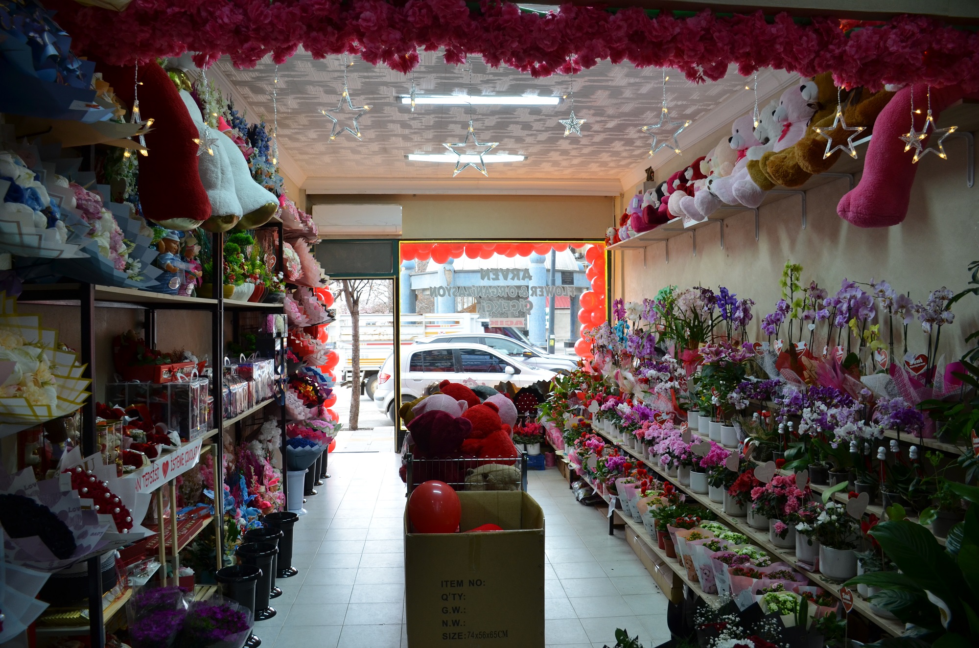 Afşin’de 14 Şubat Hareketliliği Çiçekçilerde Yoğun Mesai (14)