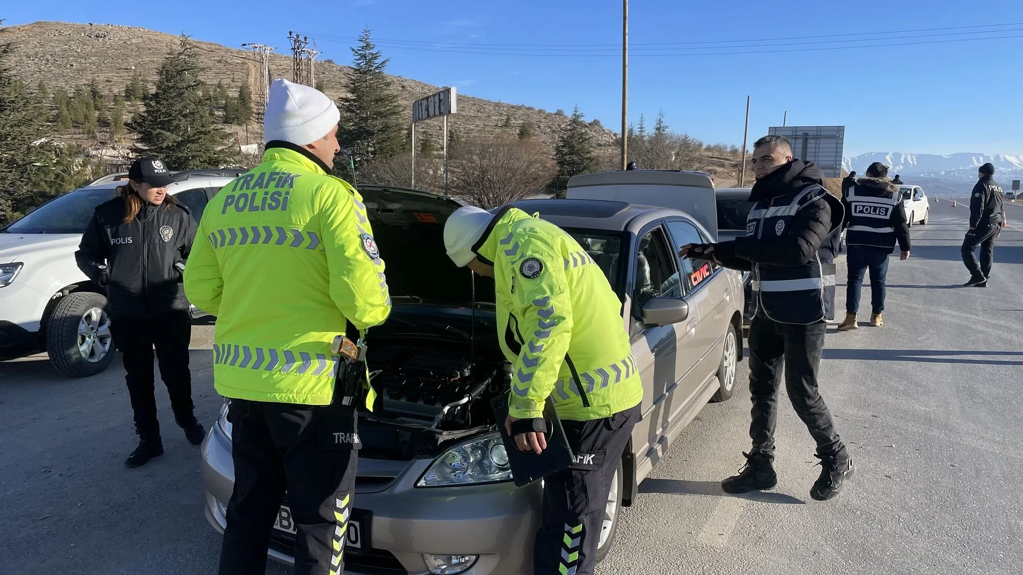 Afşin’de 261 Trafik Kuralı İhlaline İşlem Yapıldı (3)