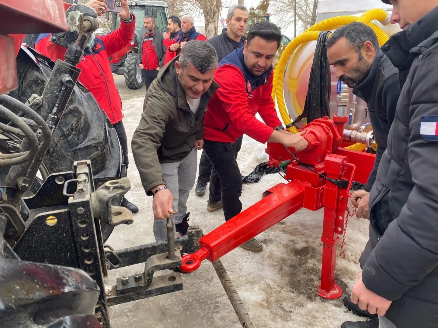 Afşin’de Çiftçilere %100 Hibeli Basınçlı Su Tankeri Desteği1