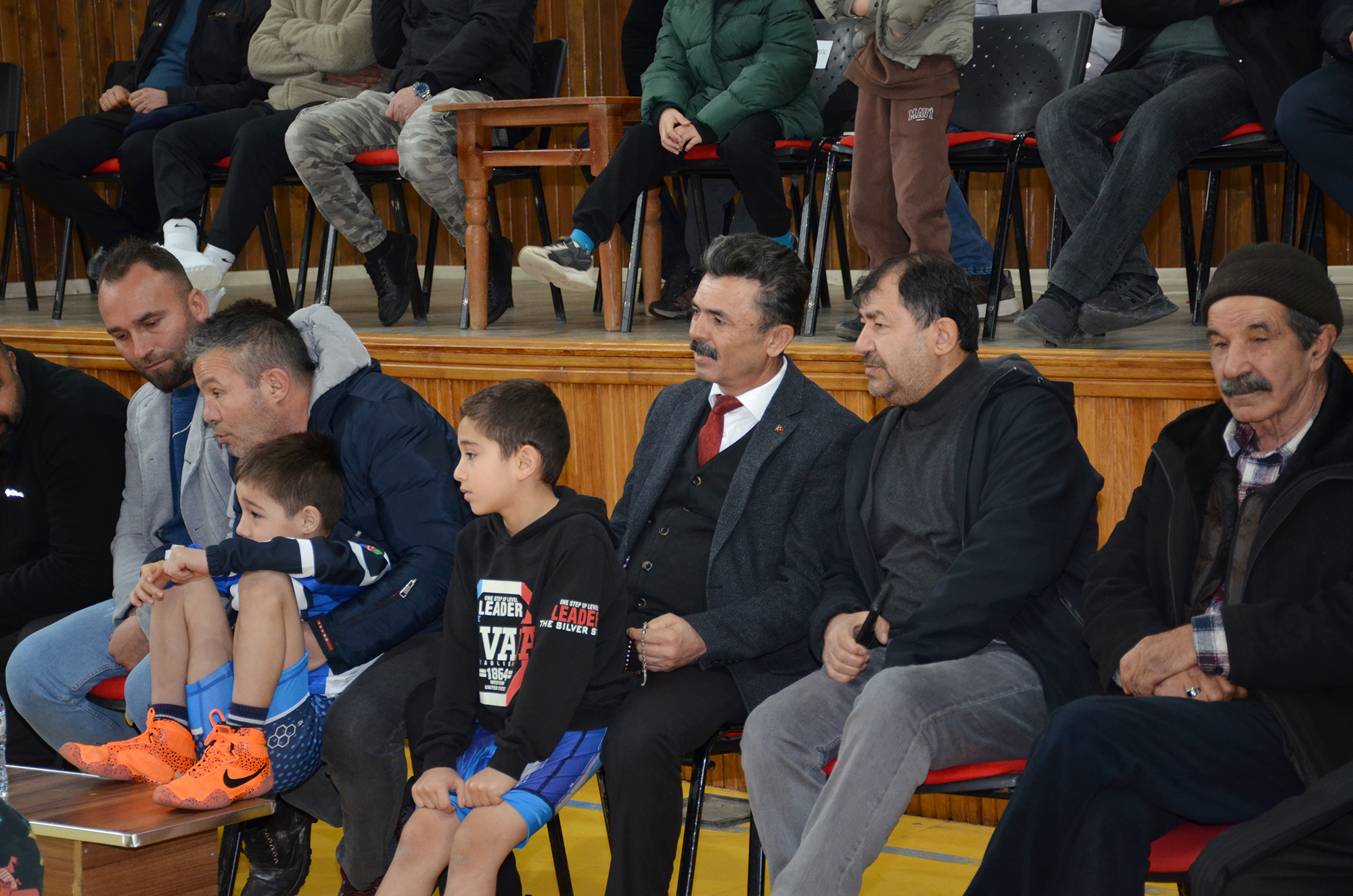 Afşin’de Deprem Şehidi Pehlivanlar Anısına Güreş Turnuvası Başladı (13)