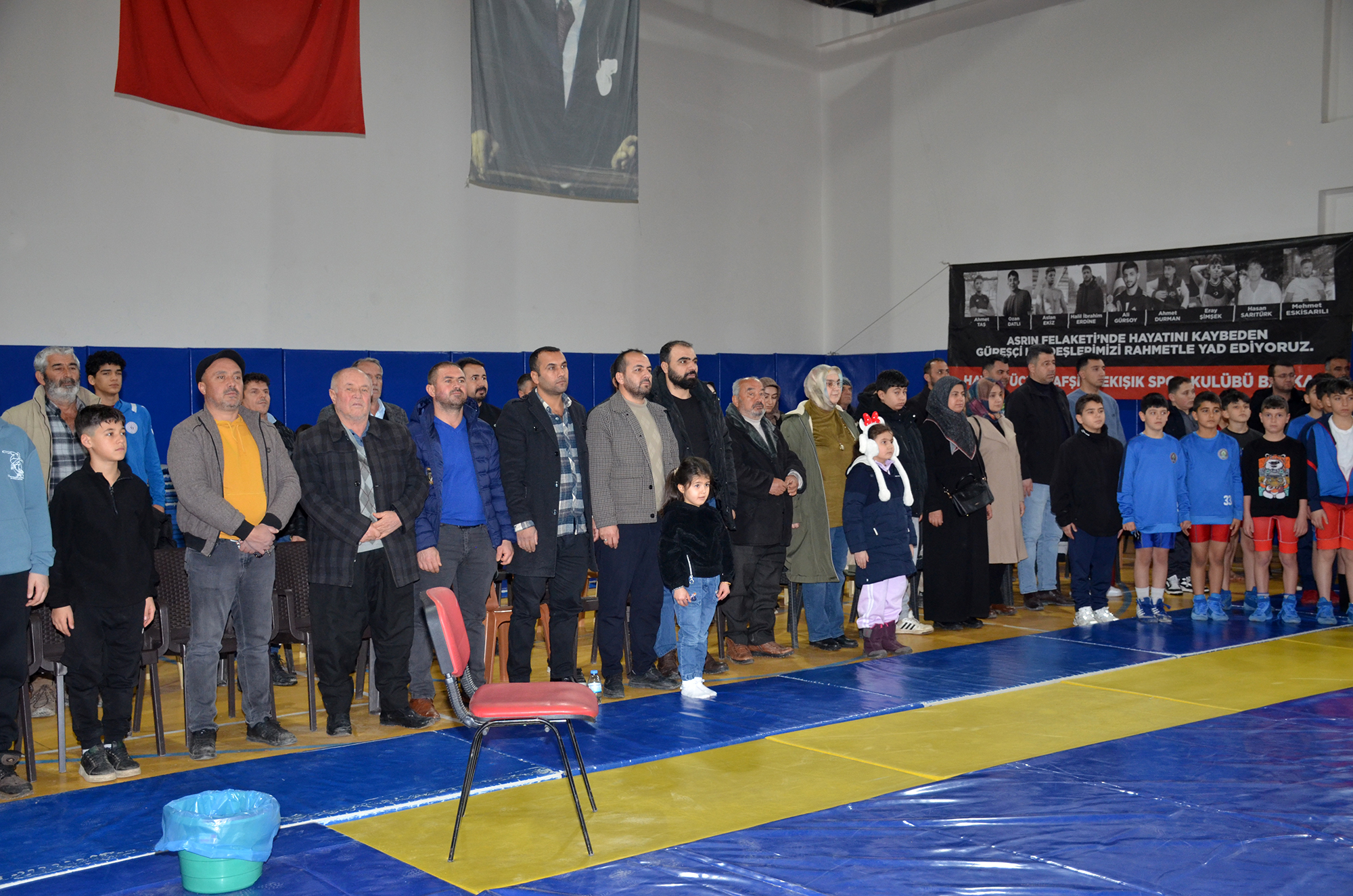 Afşin’de Deprem Şehidi Pehlivanlar Anısına Güreş Turnuvası Başladı (3)