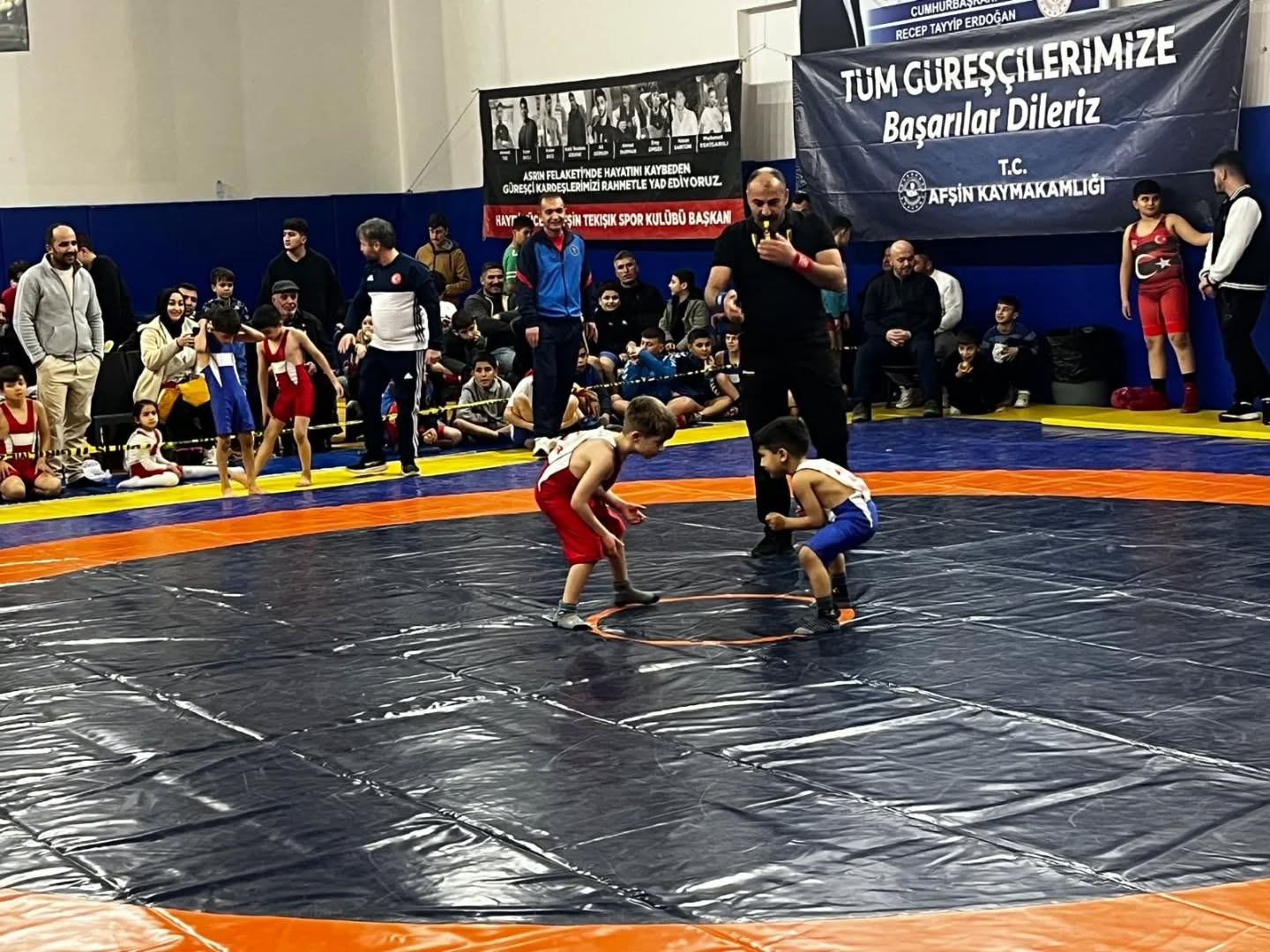 Afşin’de Deprem Şehidi Pehlivanlar Anısına Güreş Turnuvası Düzenlendi (9)