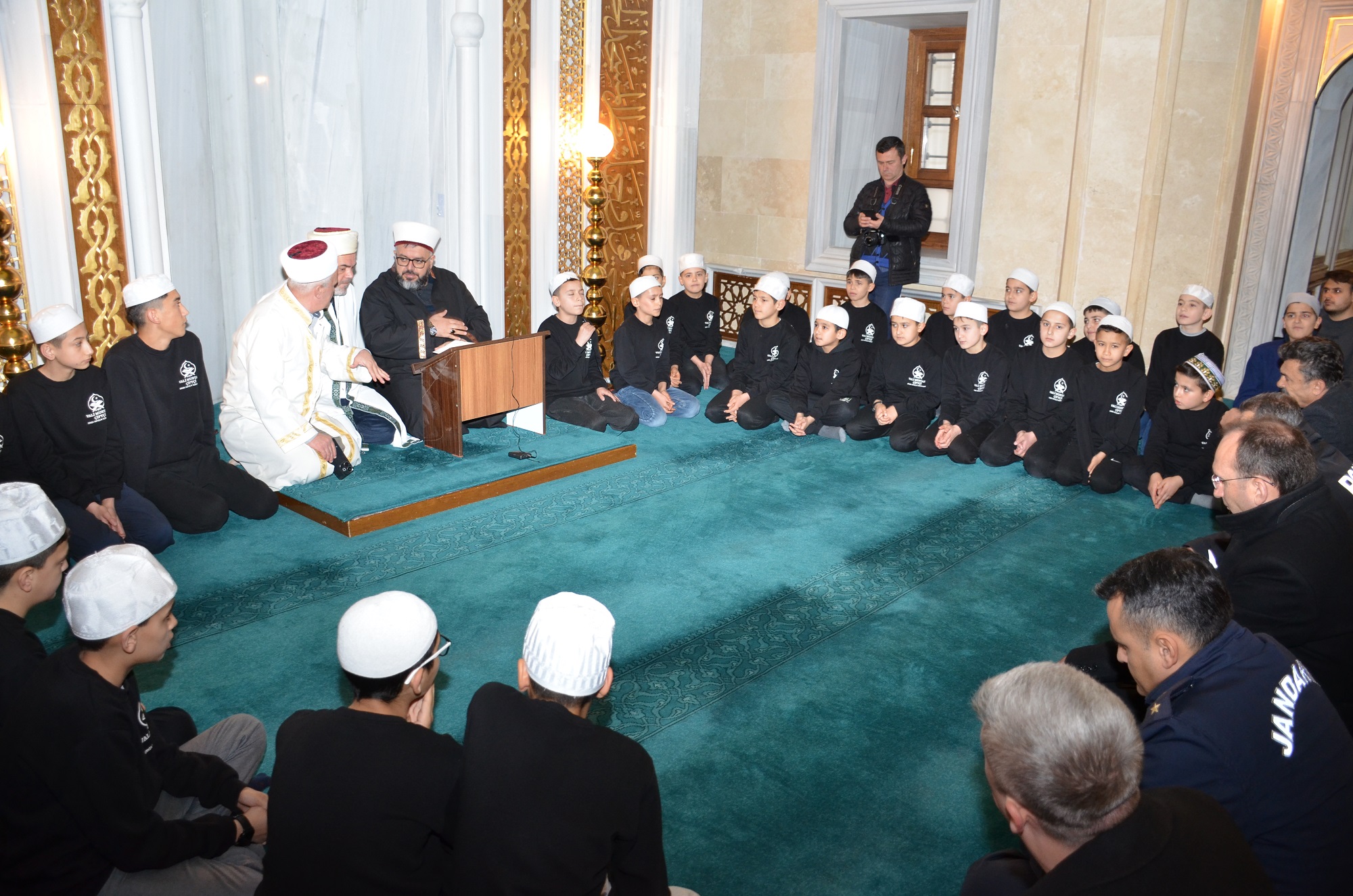 Afşin’de Deprem Şehitleri, Felaketin 3. Yılında Dualarla Yâd Edildi (1)