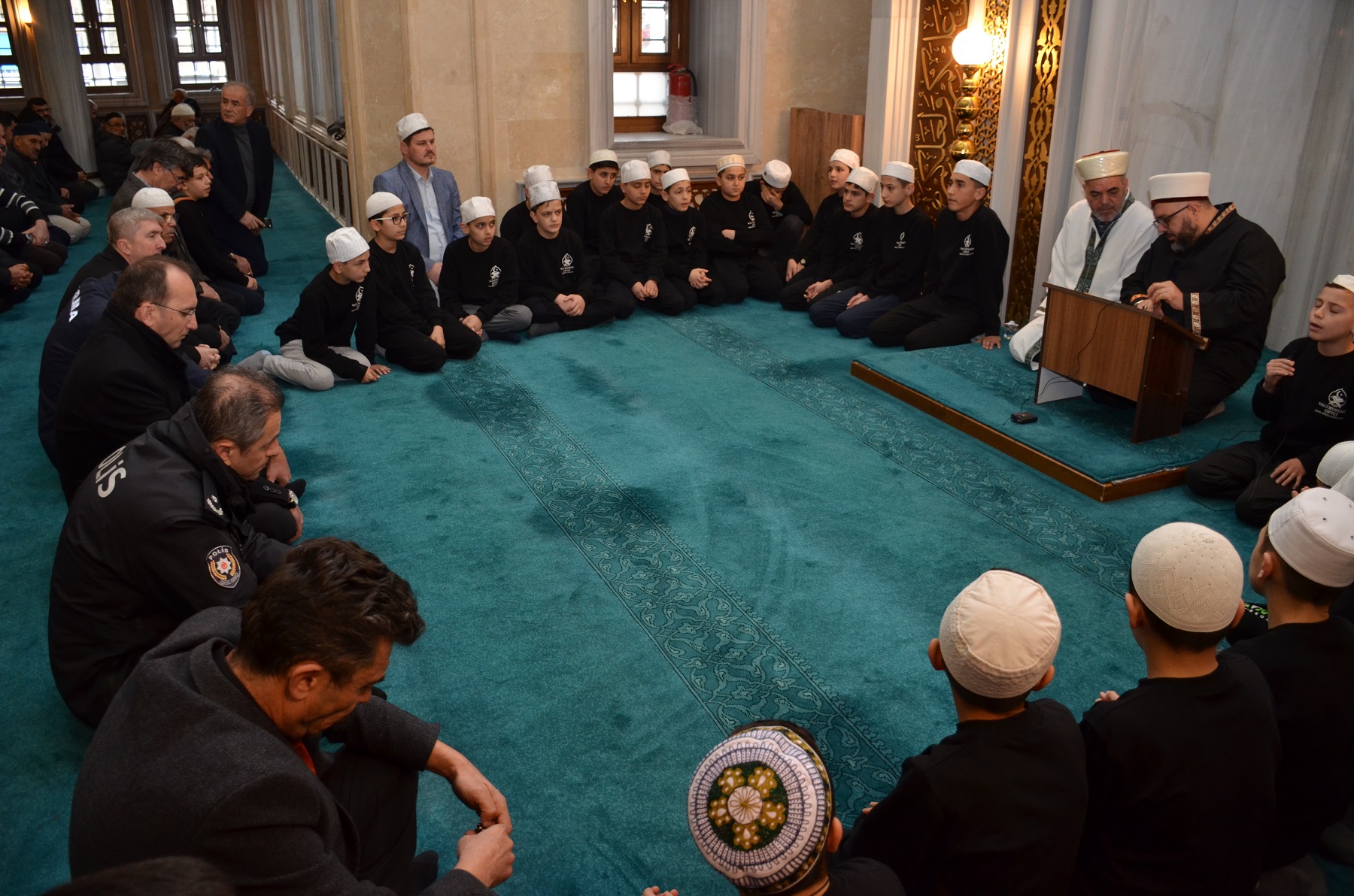 Afşin’de Deprem Şehitleri, Felaketin 3. Yılında Dualarla Yâd Edildi (2)