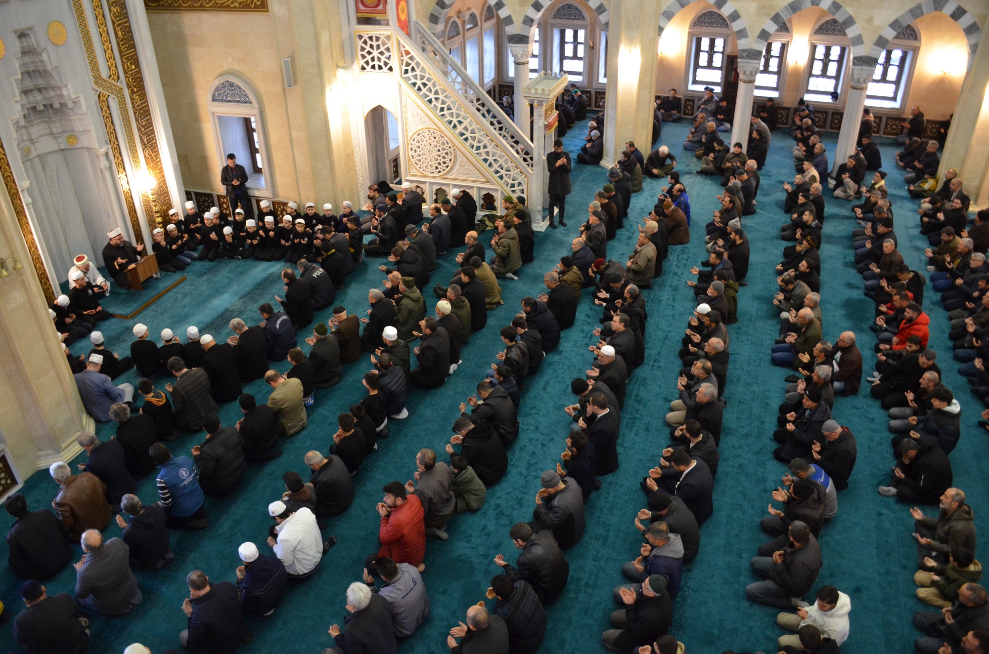 Afşin’de Deprem Şehitleri, Felaketin 3. Yılında Dualarla Yâd Edildi (5)