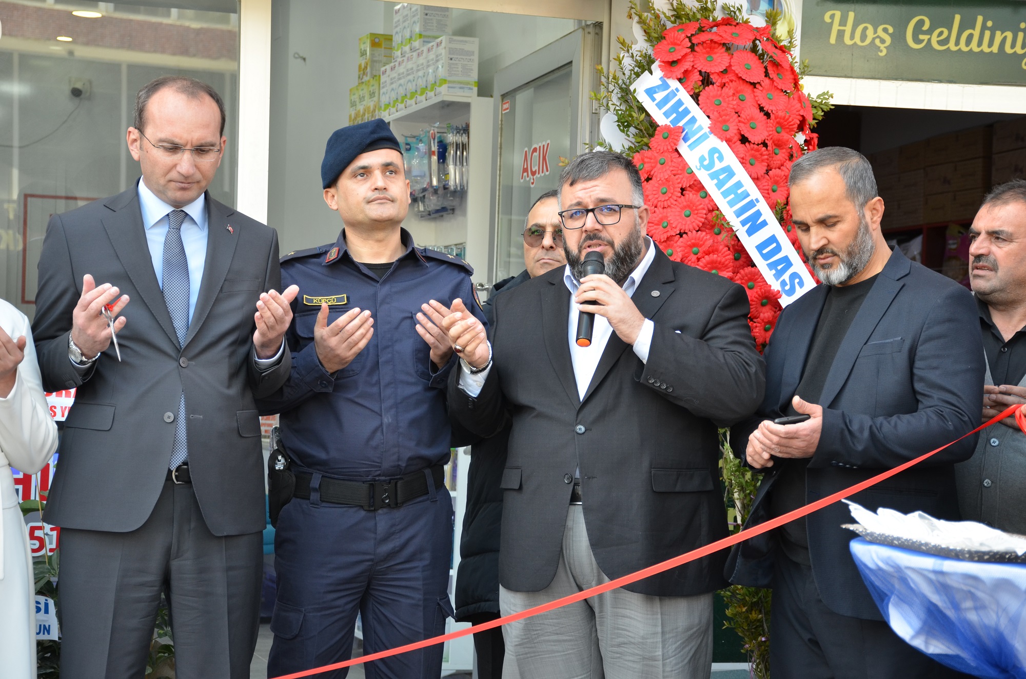 Afşin’de Fatih Eczanesi Hizmete Açıldı (10)