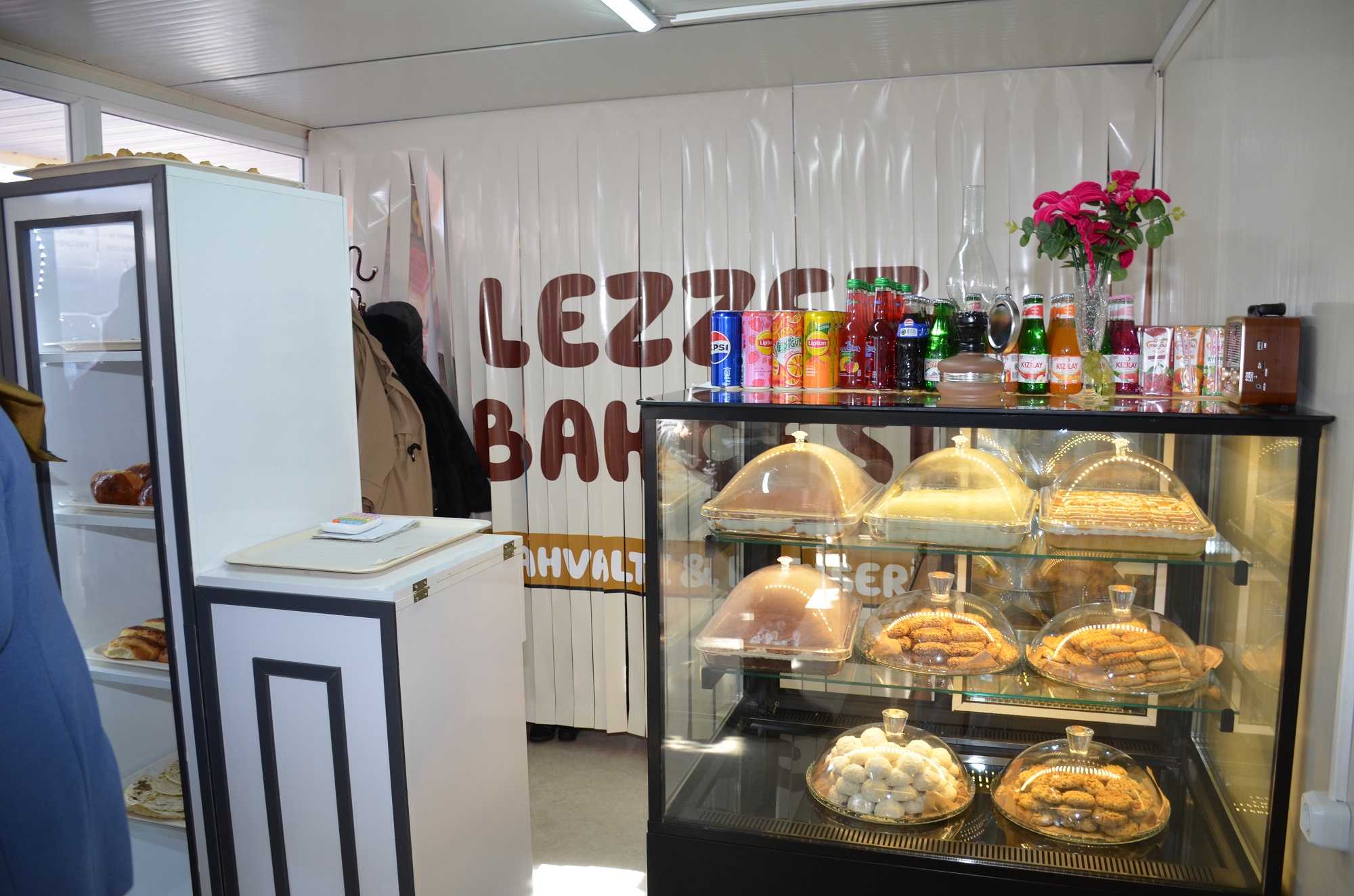 Afşin’de “Lezzet Bahçesi Kahvaltı Ve Patiseri” Hizmete Açıldı (4)