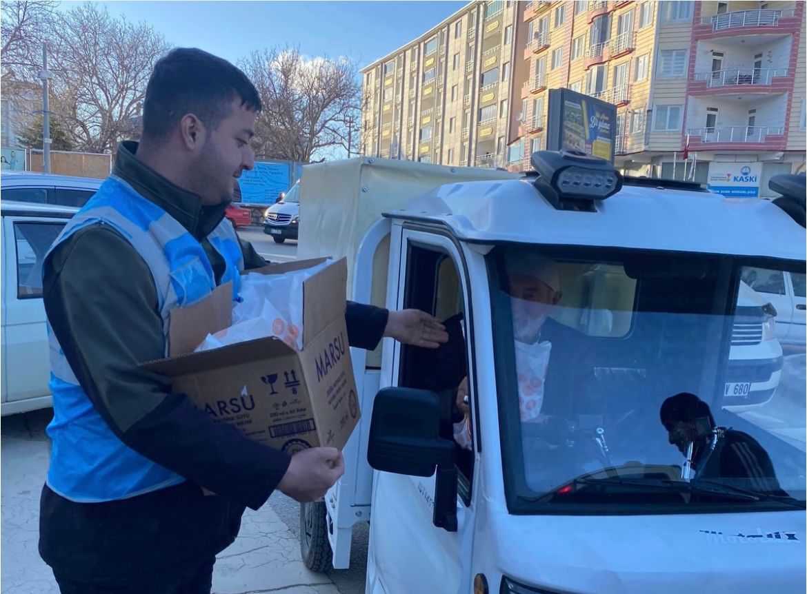 Ak Parti Afşin Gençlik Kolları’ndan “İftara 5 Kala” Etkinliği6